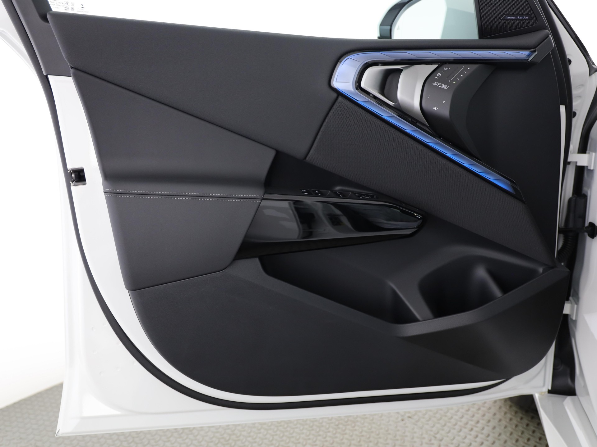 BMW X3 30e xDrive-image-21