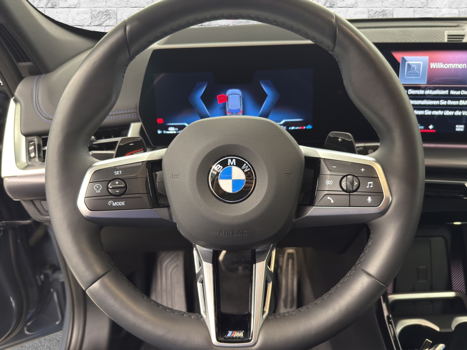 BMW X1 xDrive 23i 48V M Sport-image-12