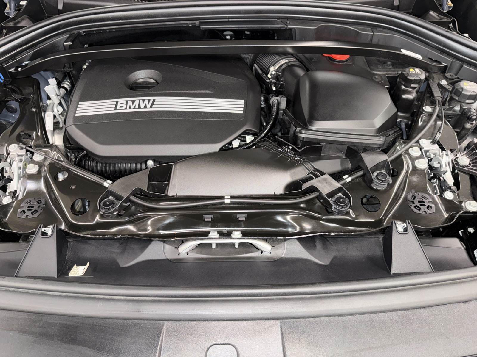 BMW X1 xDrive 23i 48V M Sport-image-23
