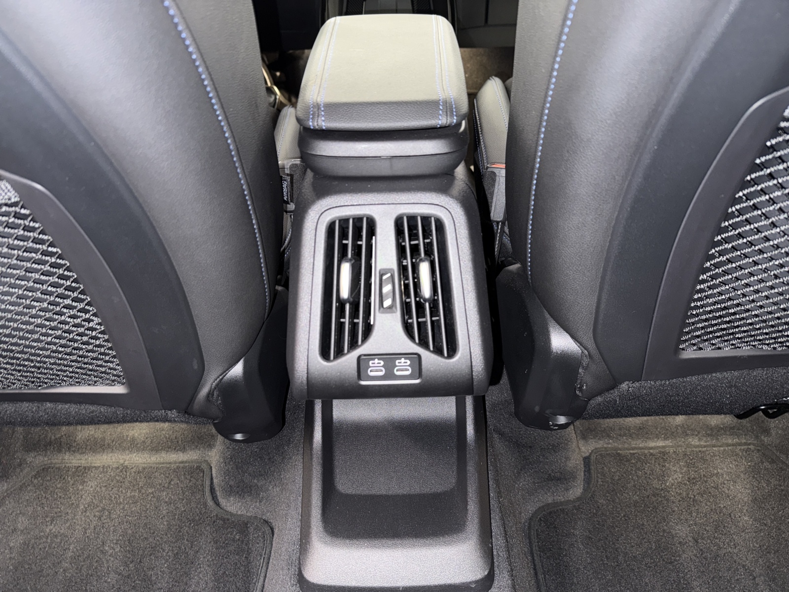 BMW X1 xDrive 23i 48V M Sport-image-19