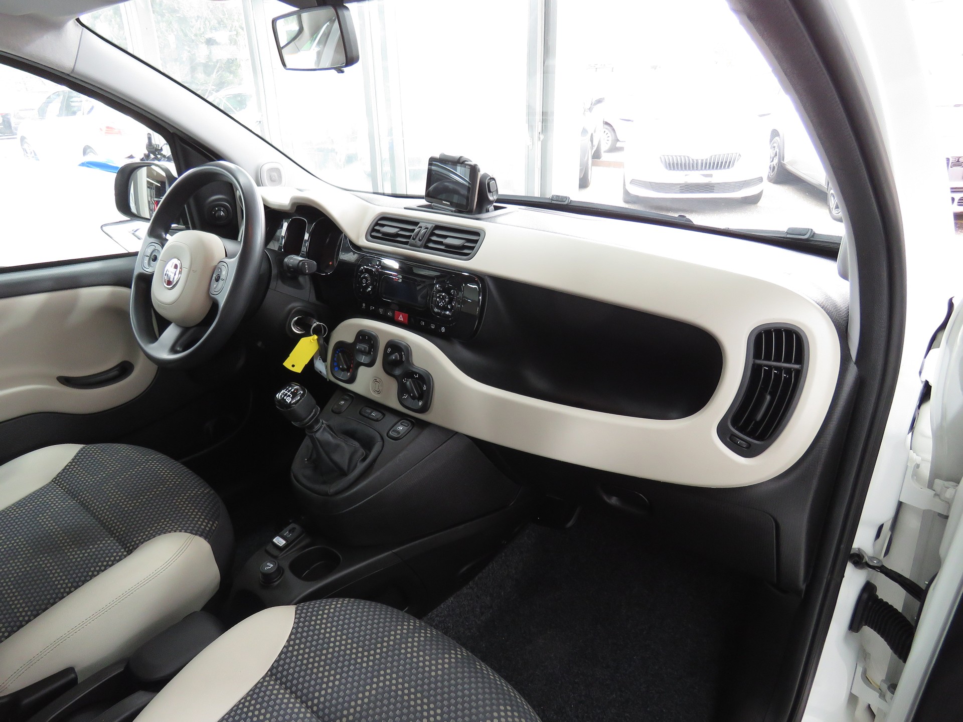 FIAT Panda 0.9 Twinair Turbo Climbing 4x4-image-10