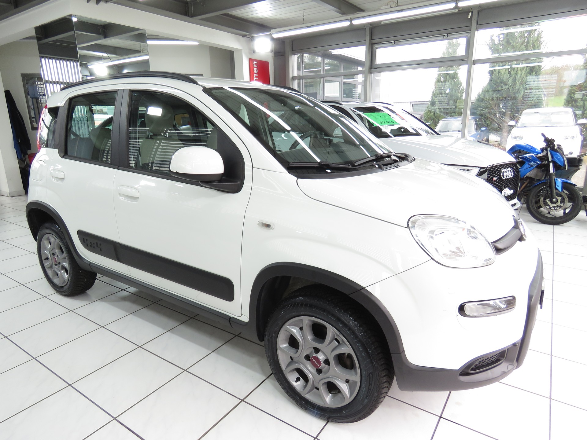 FIAT Panda 0.9 Twinair Turbo Climbing 4x4-image-2