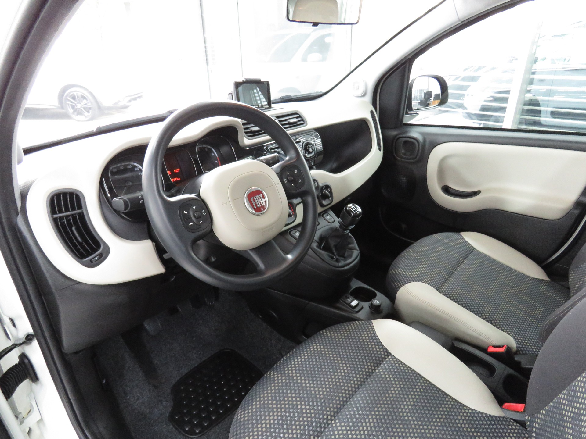 FIAT Panda 0.9 Twinair Turbo Climbing 4x4-image-6