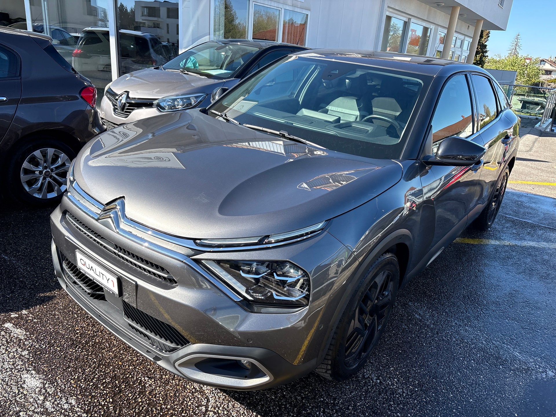 CITROEN C4 1.5 BlueHDi Shine Pack EAT8-image-2