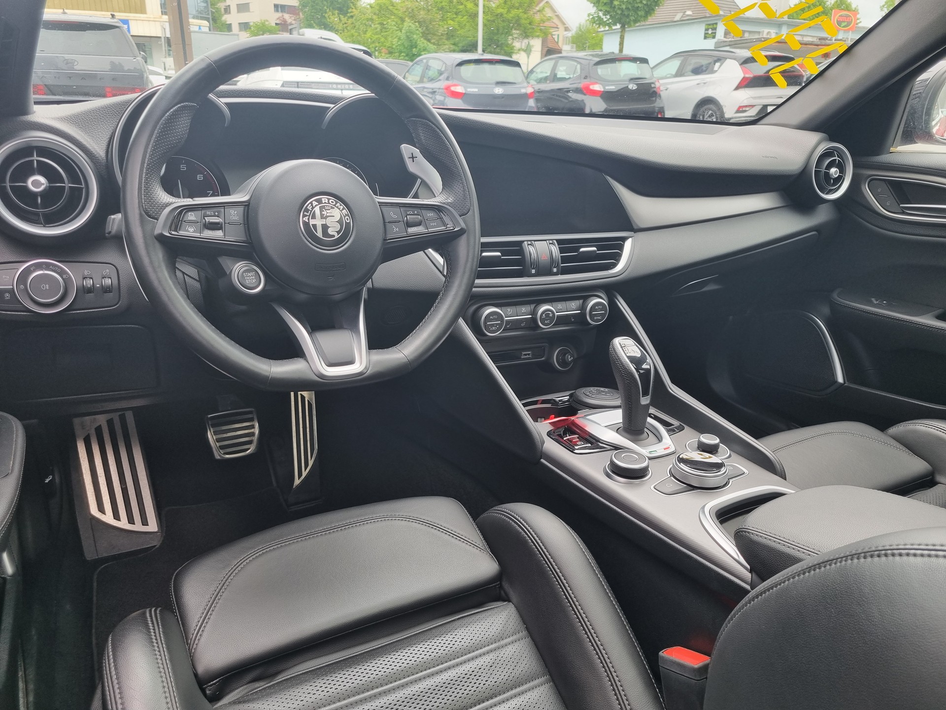 ALFA ROMEO Giulia 2.0 Veloce Q4 Automatic-image-9