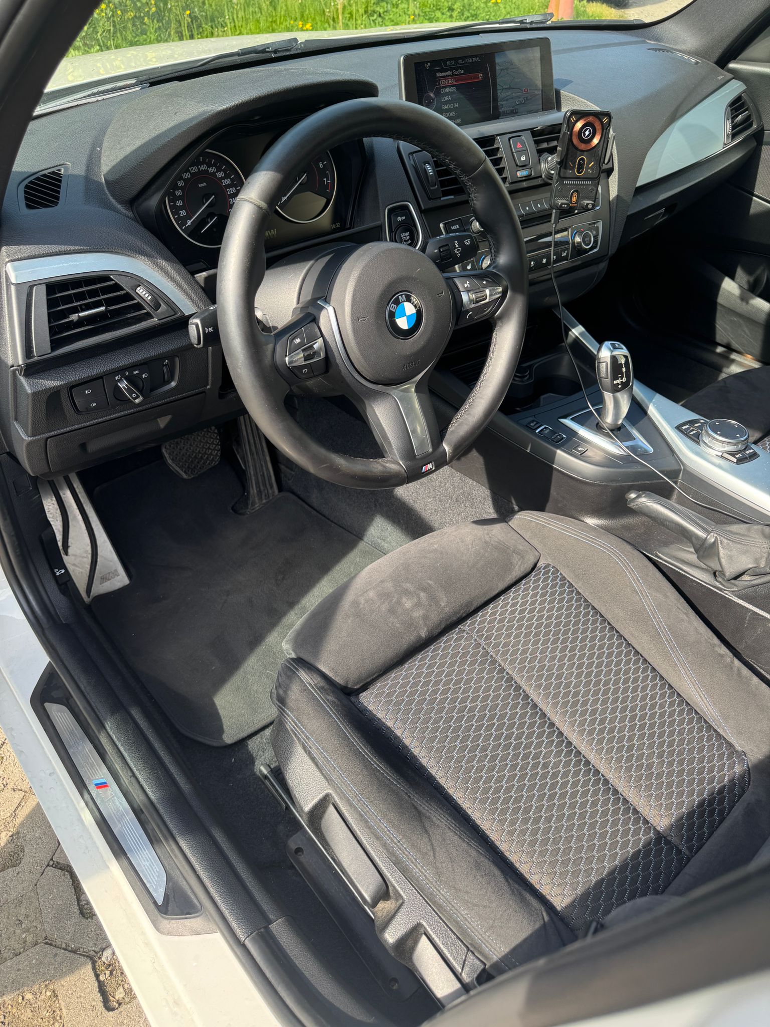 BMW 116i Steptronic-image-9
