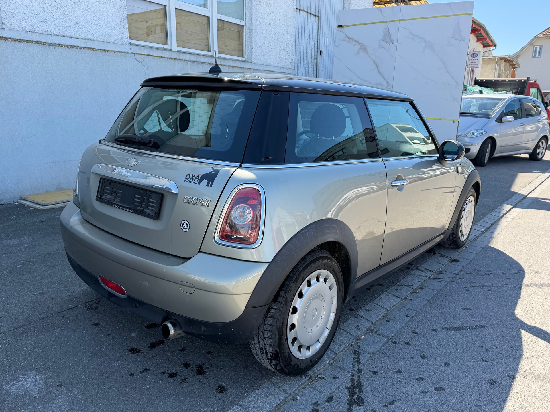 MINI Cooper-image-2