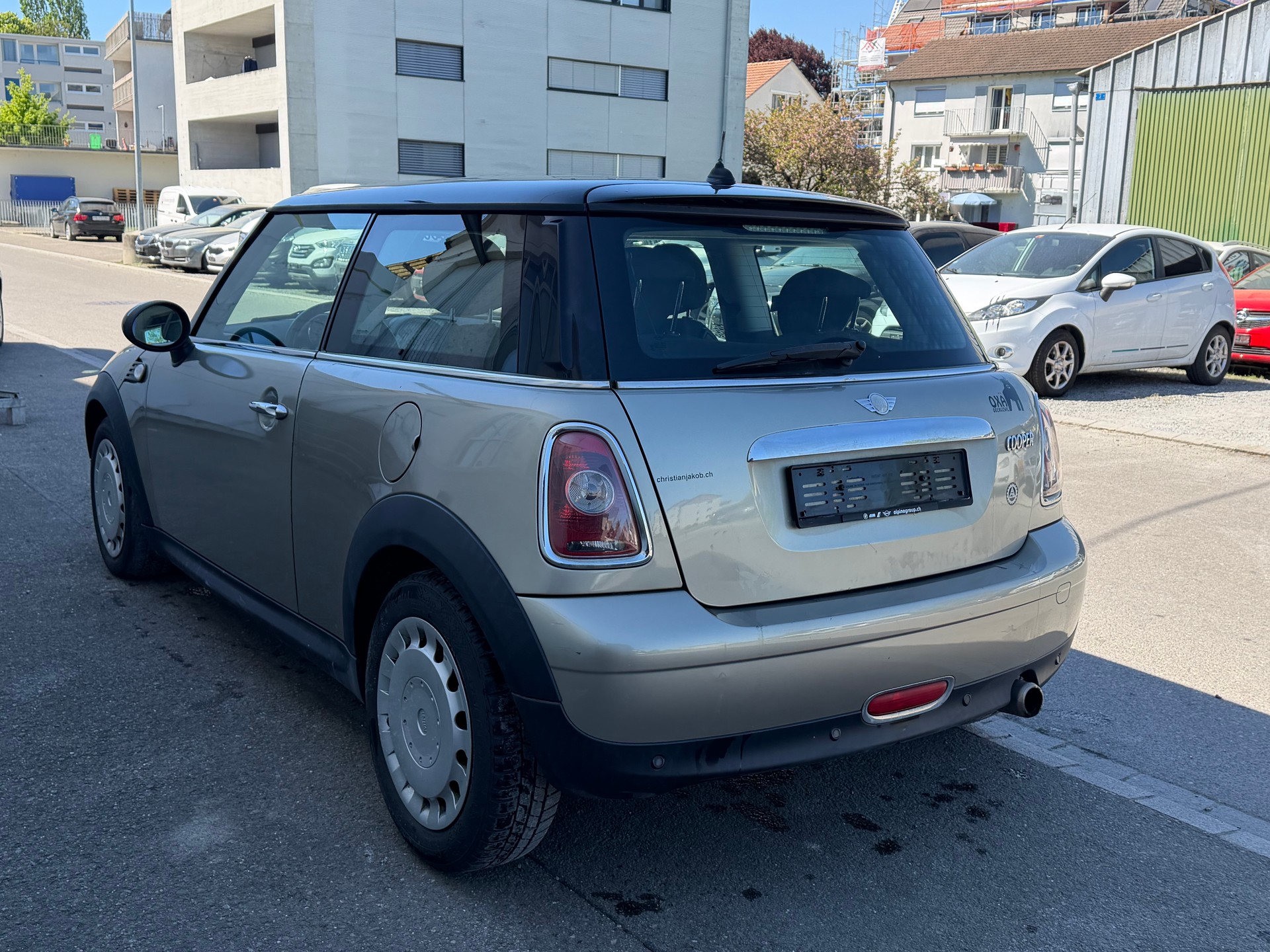 MINI Cooper-image-4