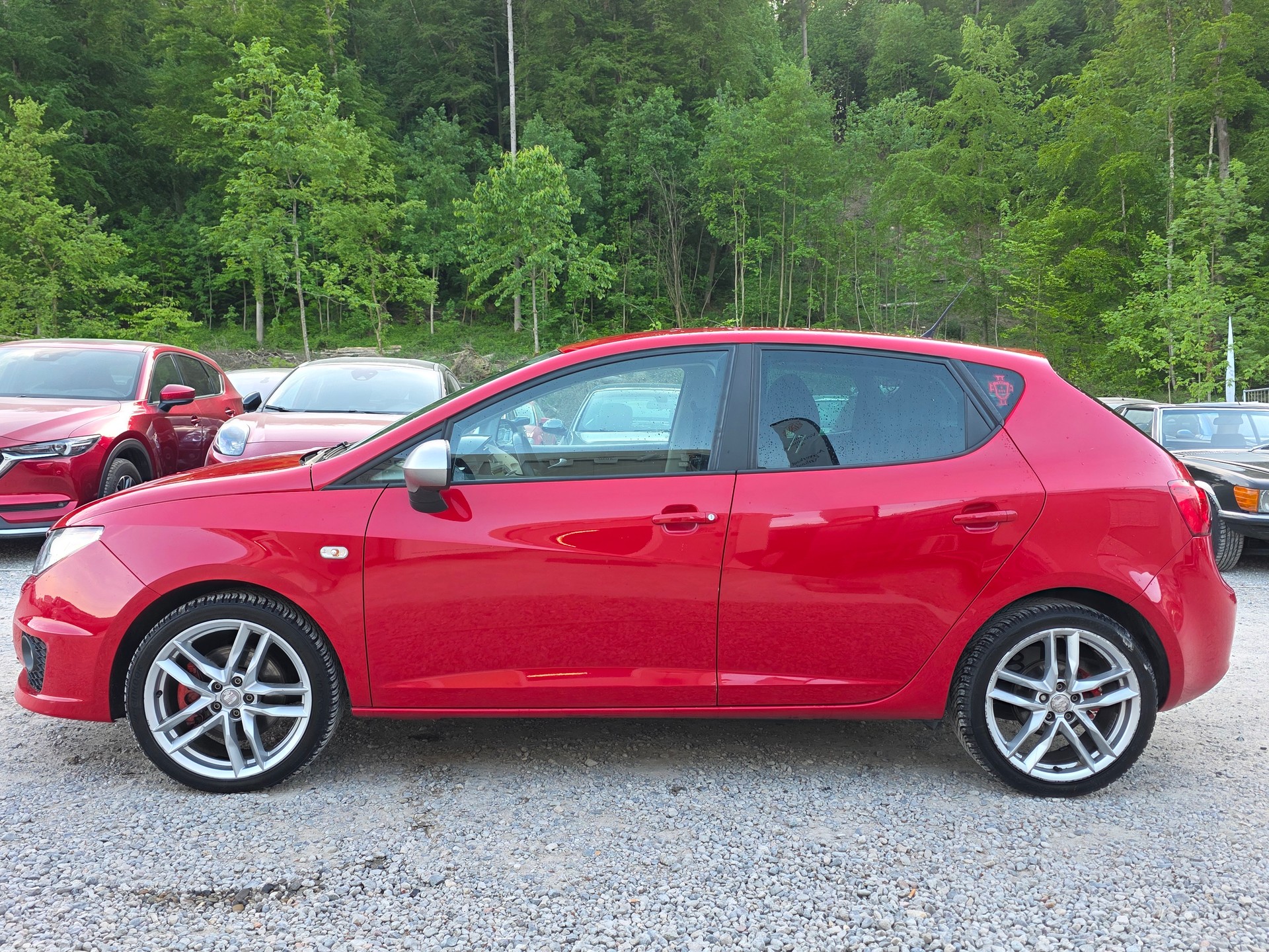 SEAT Ibiza 2.0 TDI FR Frisch ab MFK / FRISCH AB SEHR GROSSEM SERVICE / Garantie / GRATIS LIEFERUNG-showroom-element-1