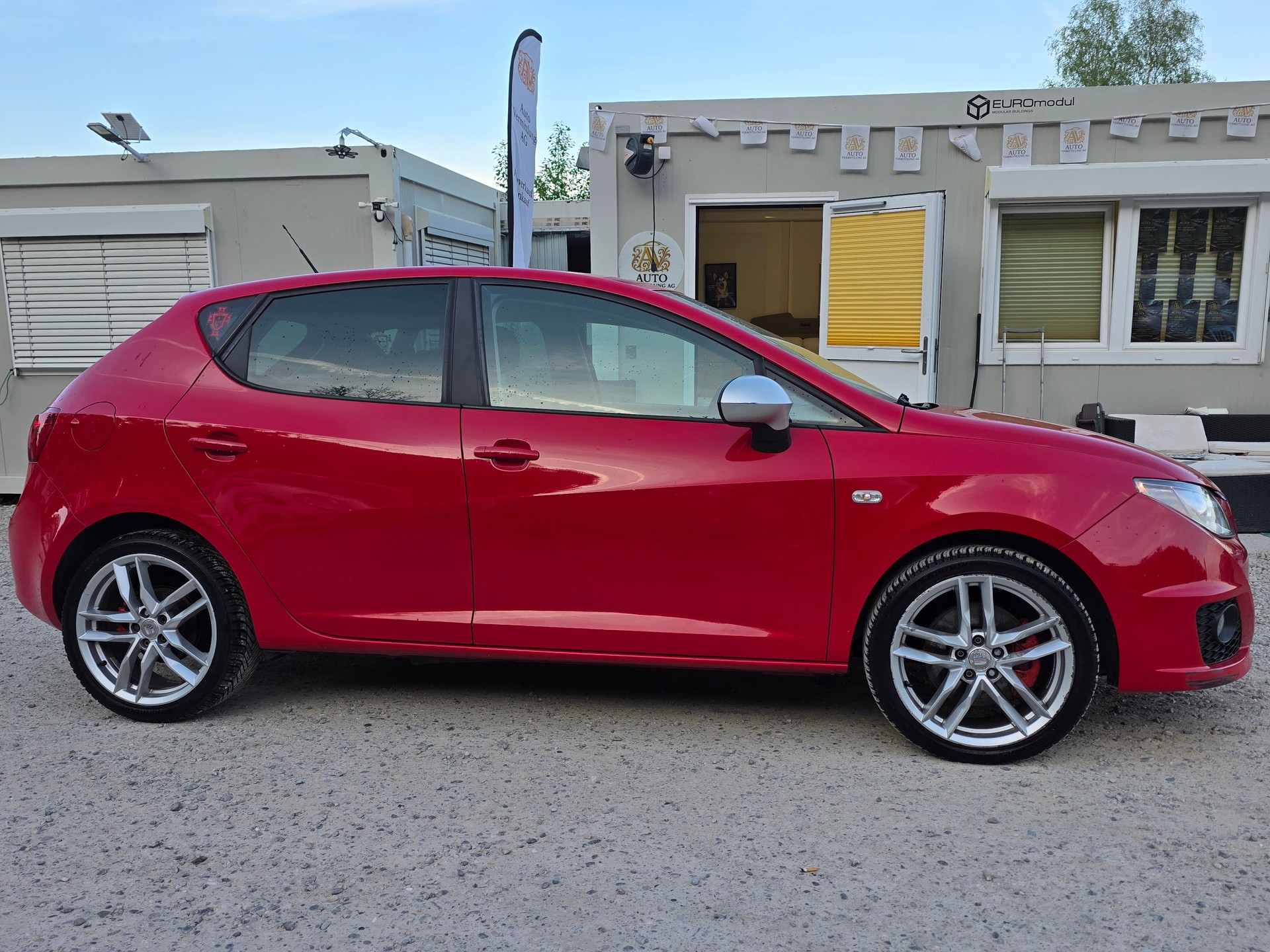 SEAT Ibiza 2.0 TDI FR Frisch ab MFK / FRISCH AB SEHR GROSSEM SERVICE / Garantie / GRATIS LIEFERUNG-image-5
