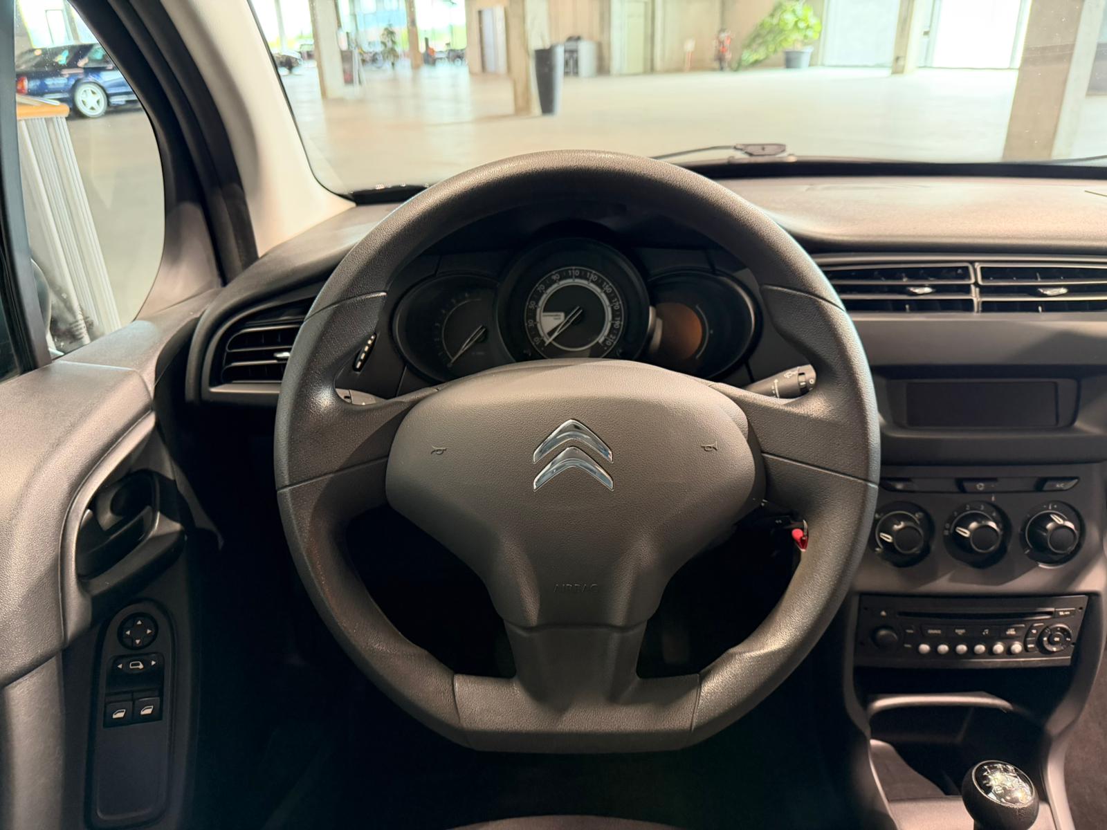 CITROEN C3 1.2i Exclusive-image-16