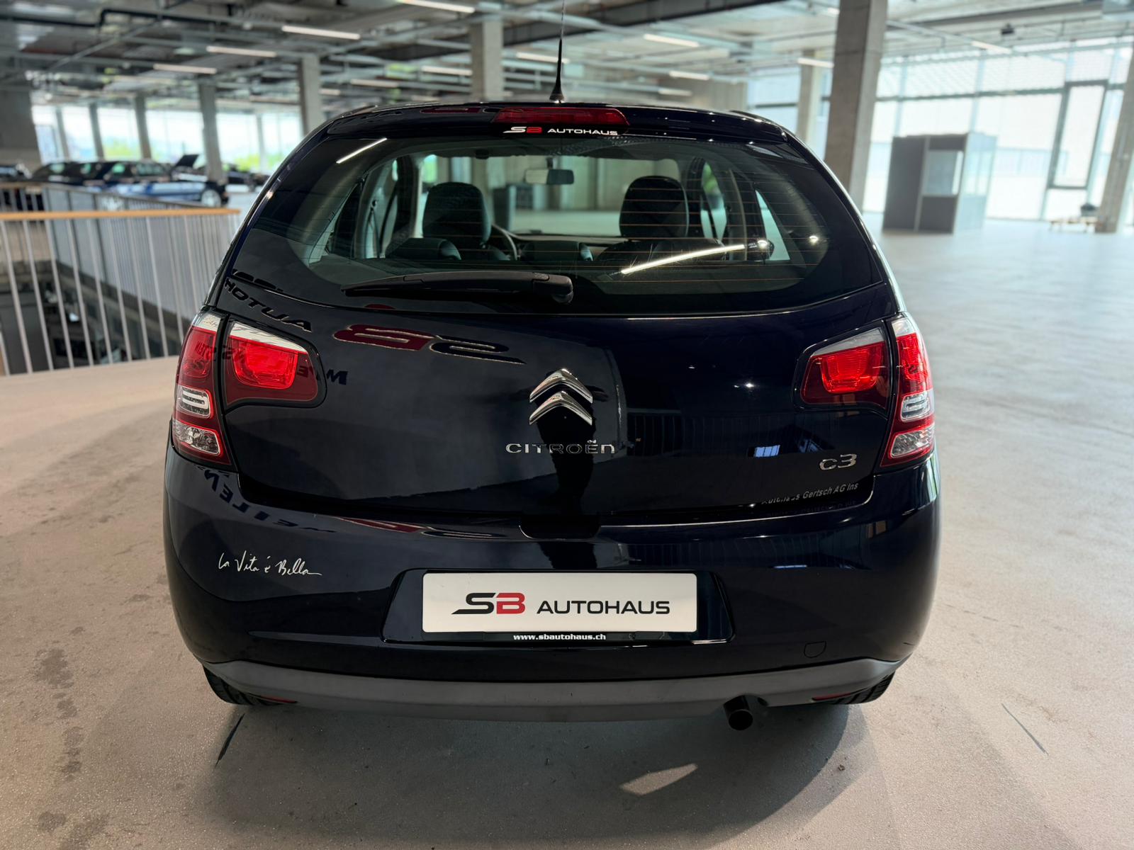 CITROEN C3 1.2i Exclusive-image-11