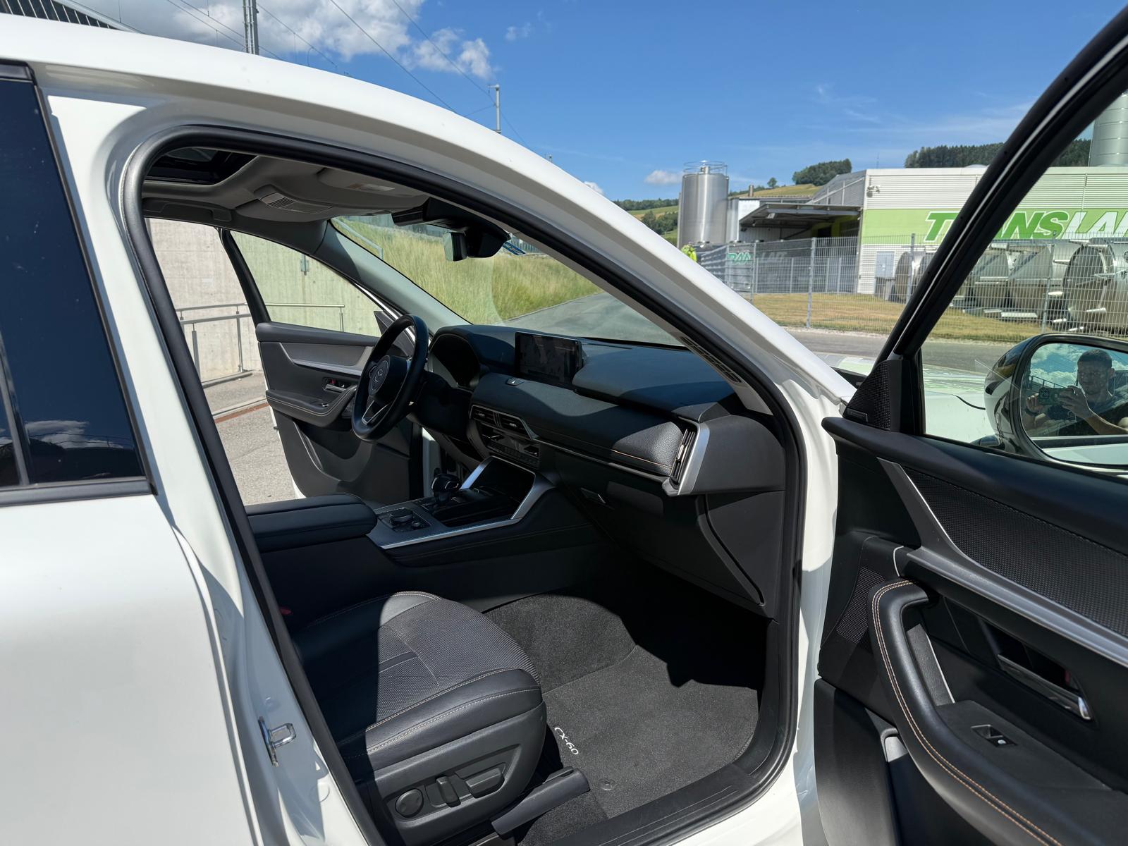 MAZDA CX-60 e-Skyactiv PHEV 327 AWD Homura-image-18