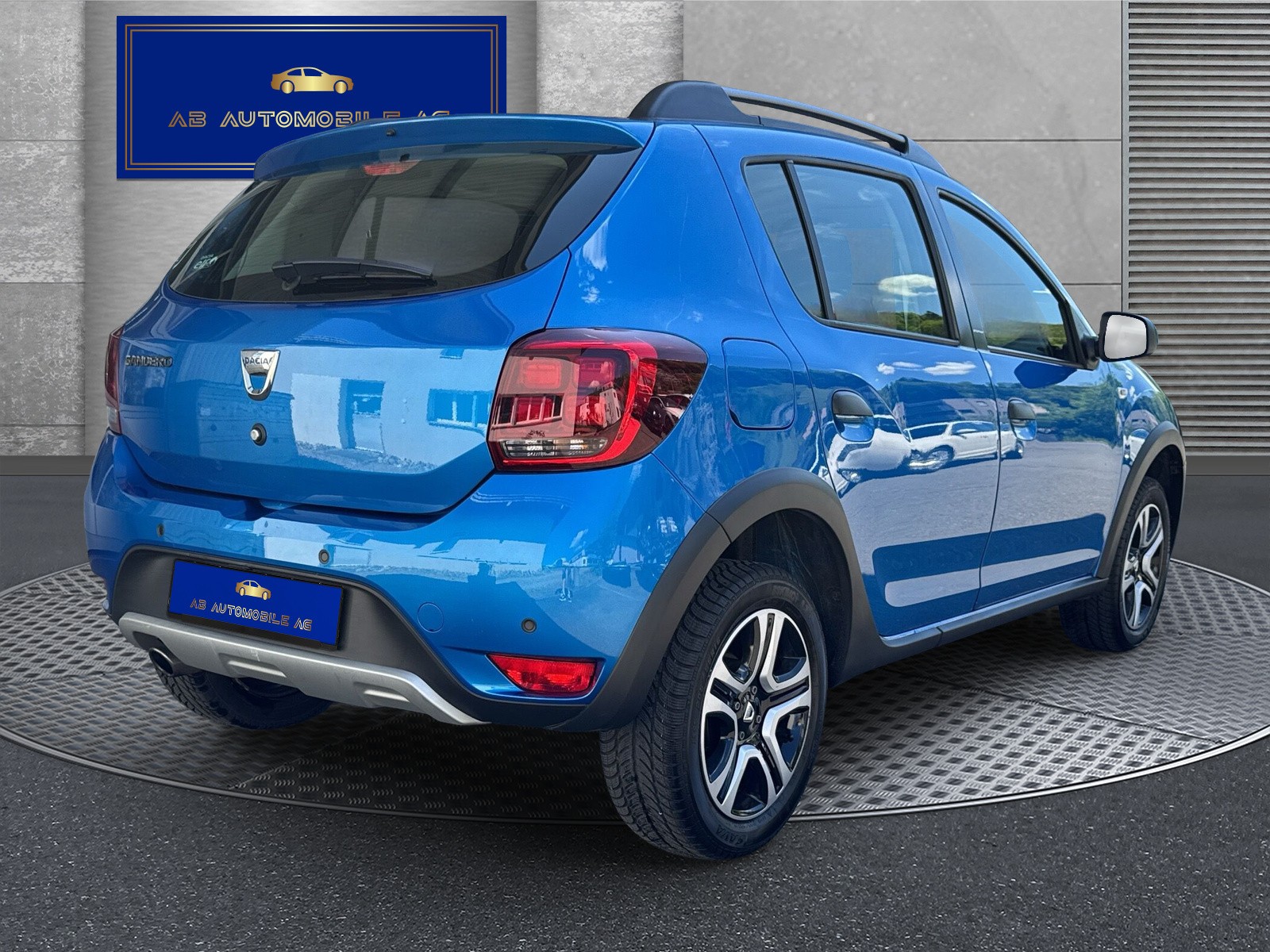 DACIA Sandero Tce 90 Stepway Unlimited Automatic-image-5