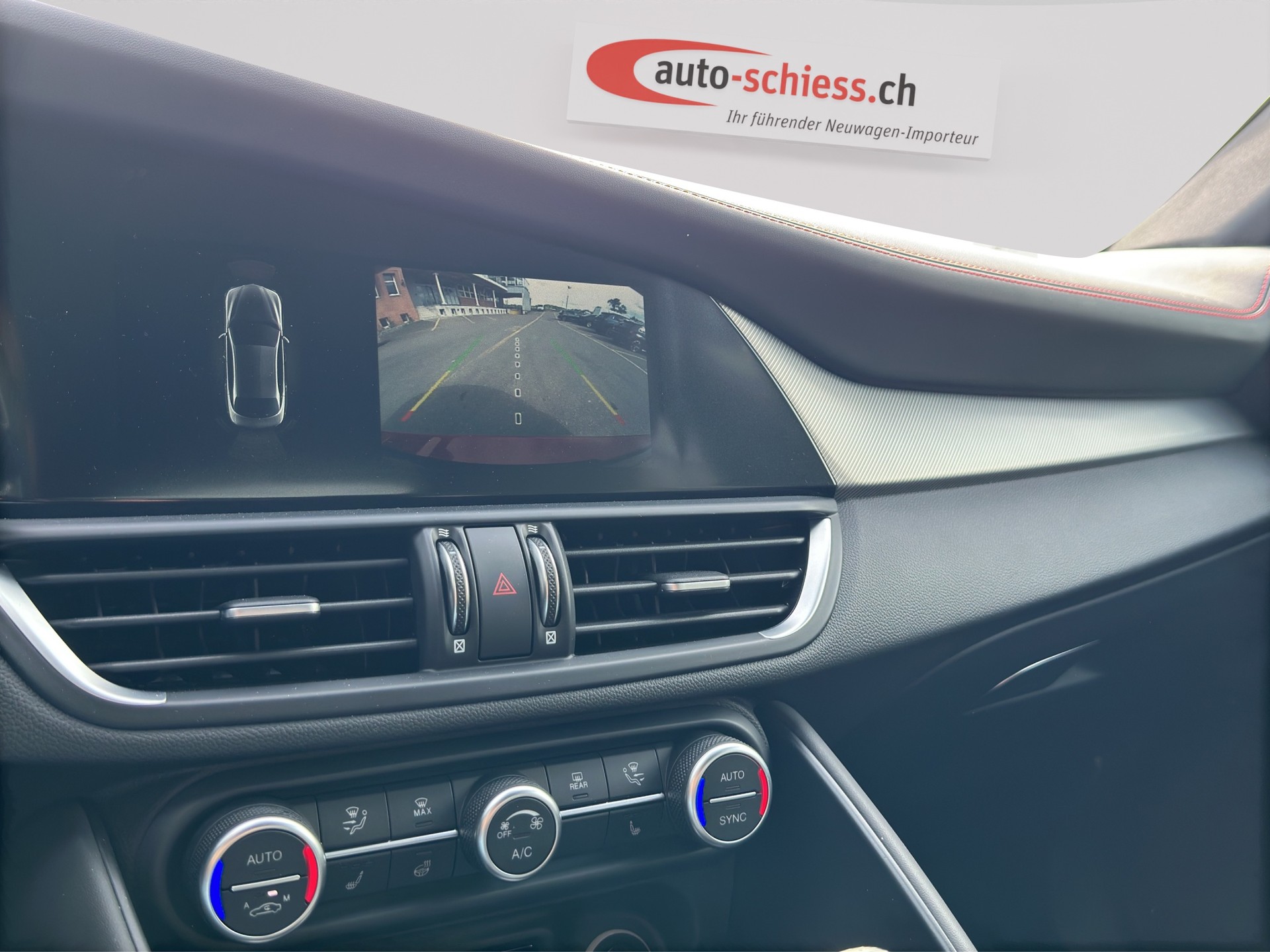 ALFA ROMEO Giulia 2.0 Competizione Q4 AT8-image-13