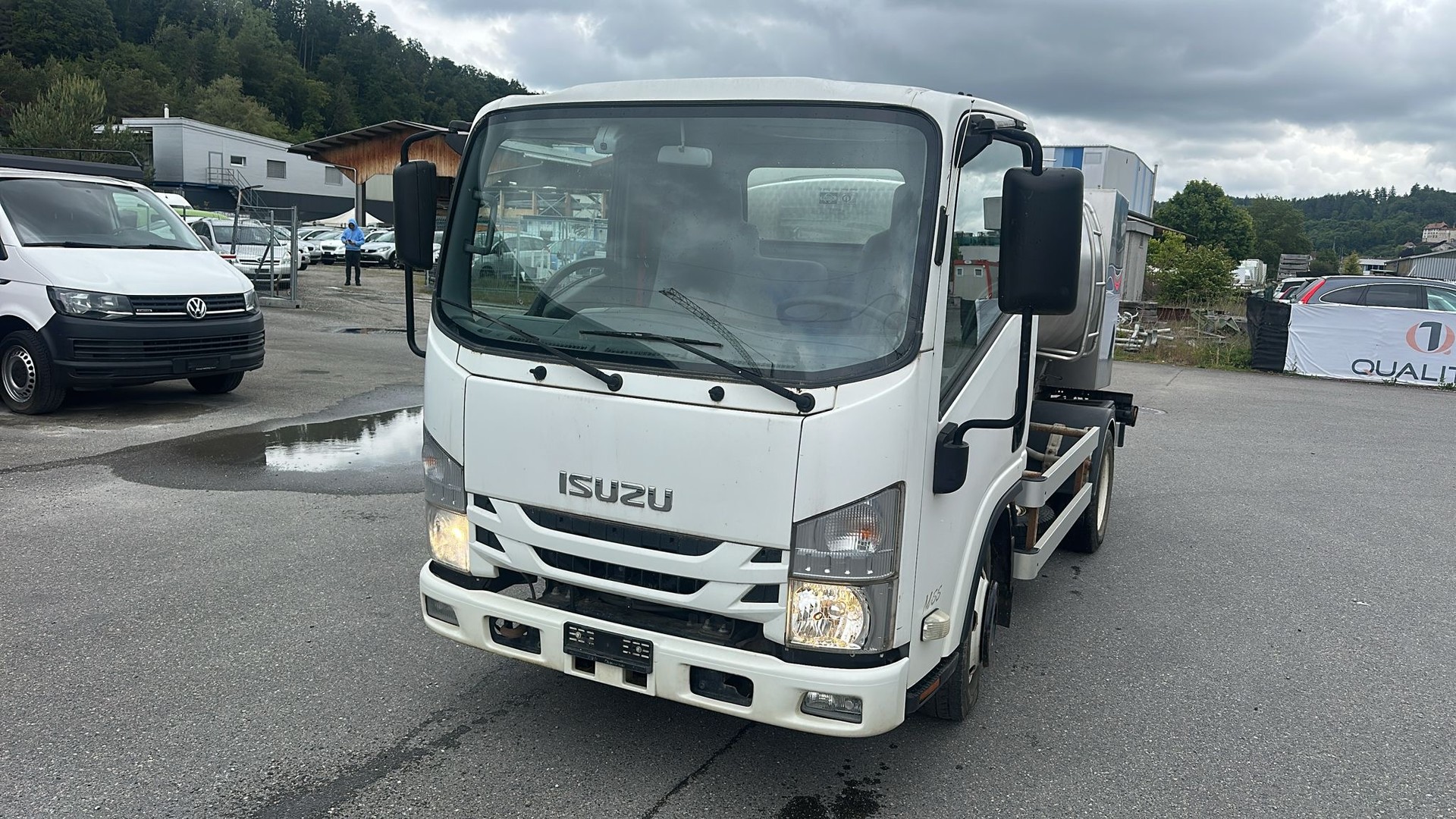 ISUZU NMR 85 - M 50 E-image-1