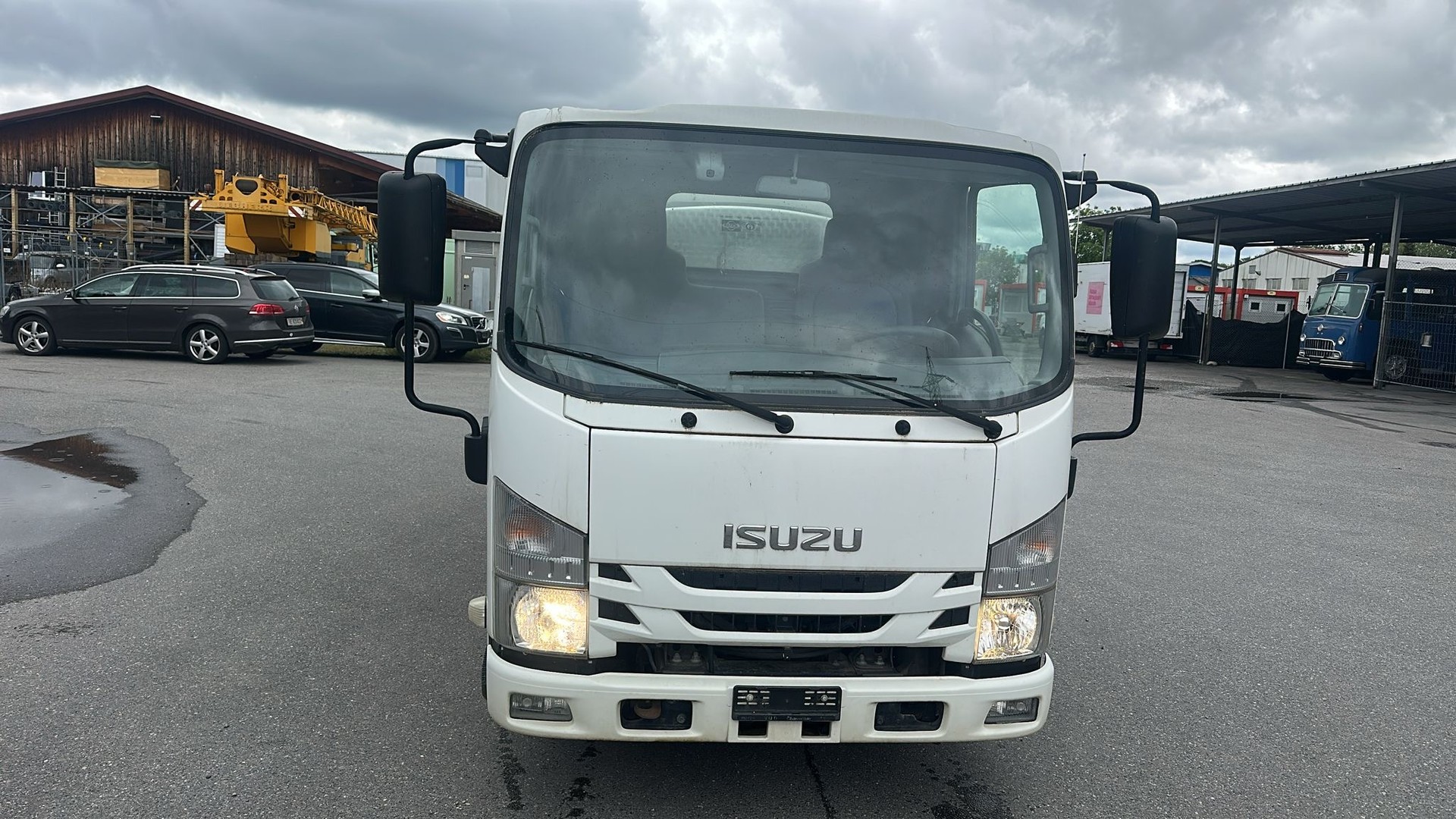 ISUZU NMR 85 - M 50 E-image-2
