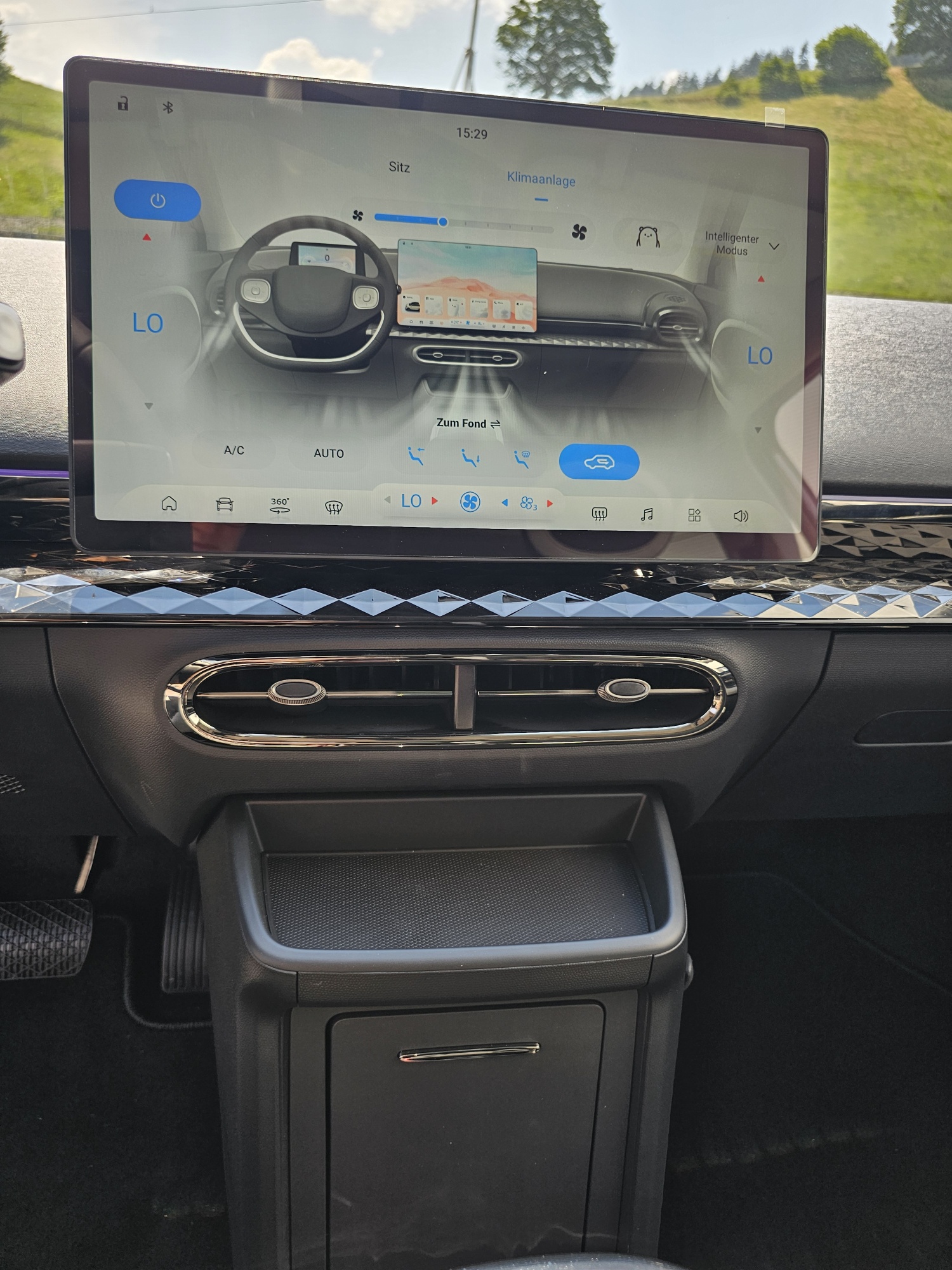 JAC E30X 51 kWh Flagship Pro+-image-10