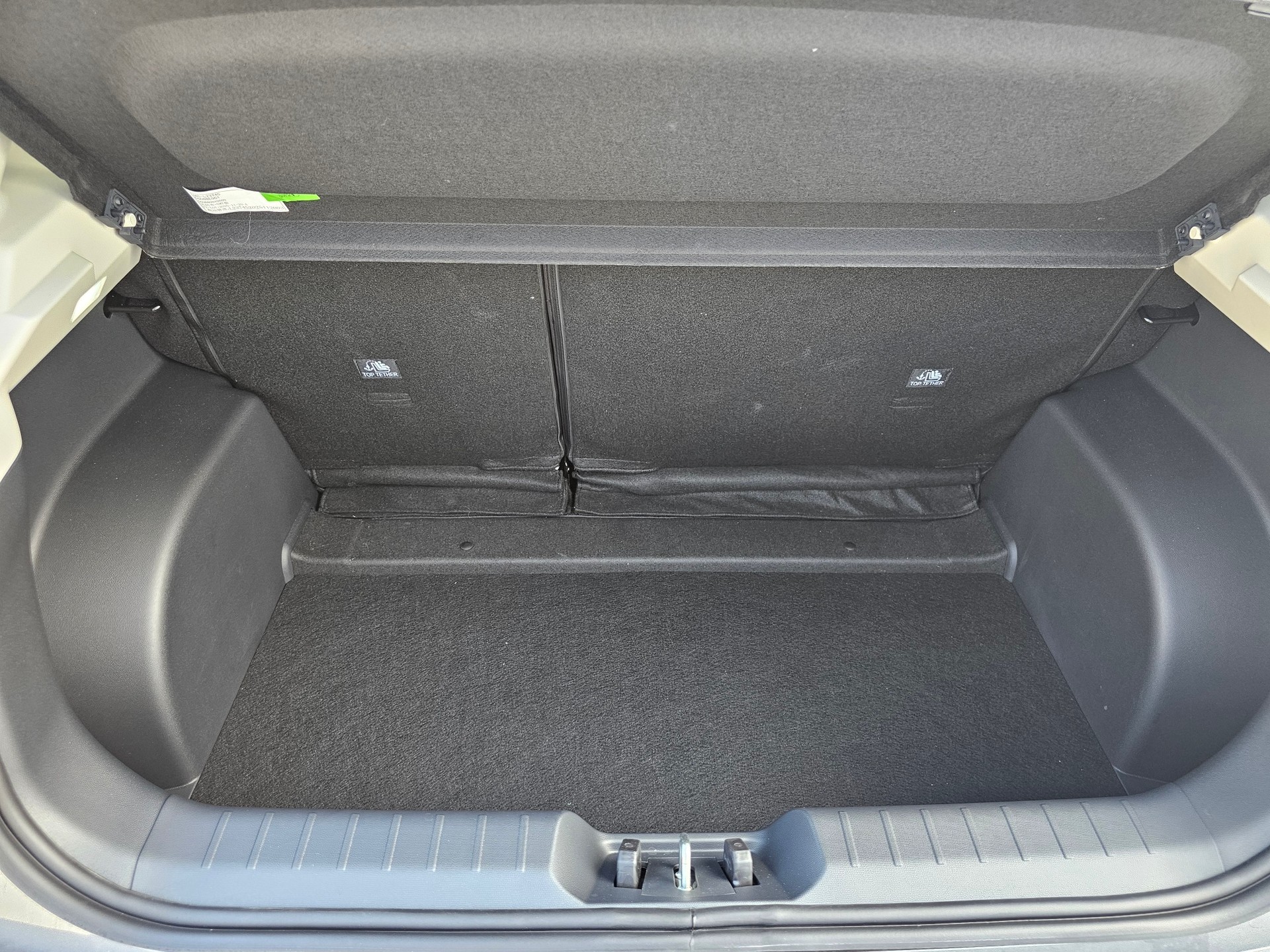 JAC E30X 51 kWh Flagship Pro+-image-15