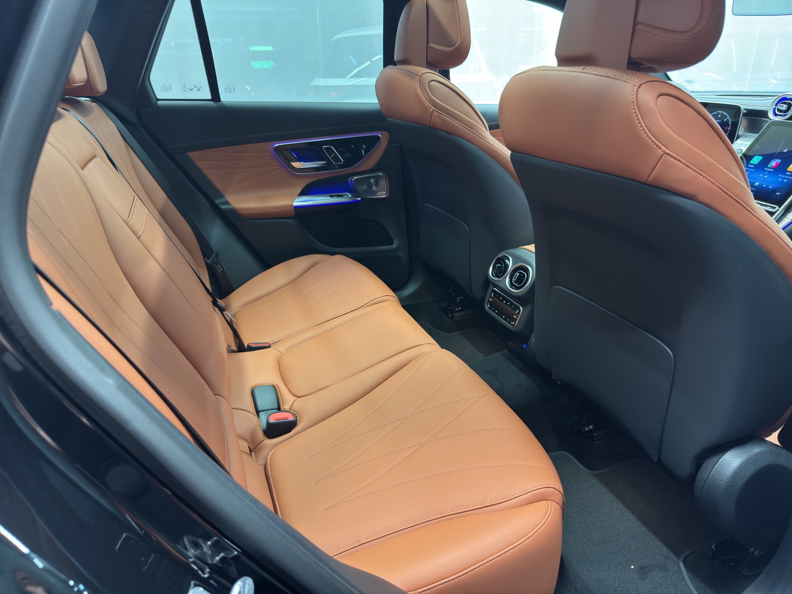 MERCEDES-BENZ GLC 450 d AMG Line 4Matic-image-9
