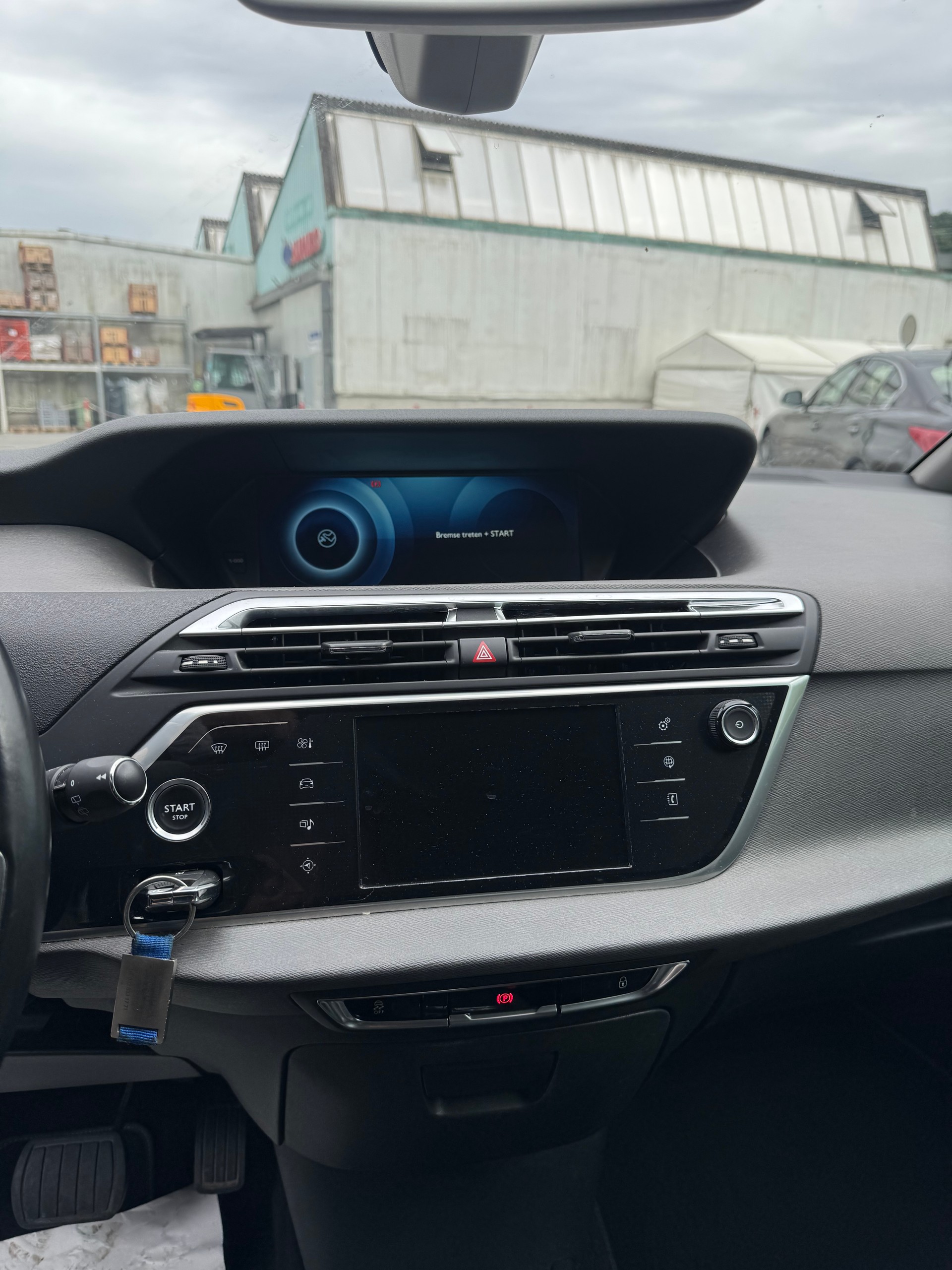 CITROEN C4 GRAND PICASSO-image-11
