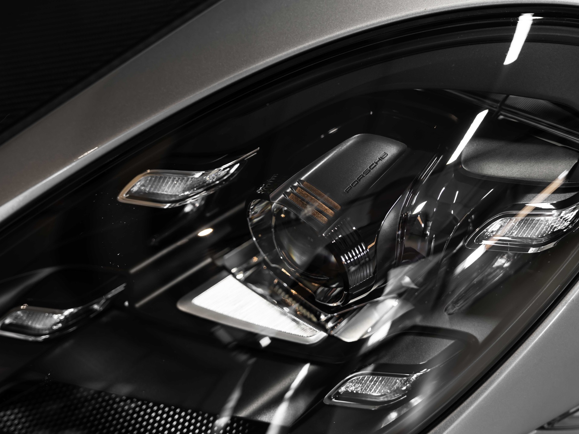 PORSCHE 718 Cayman GT4 RS PDK-image-16