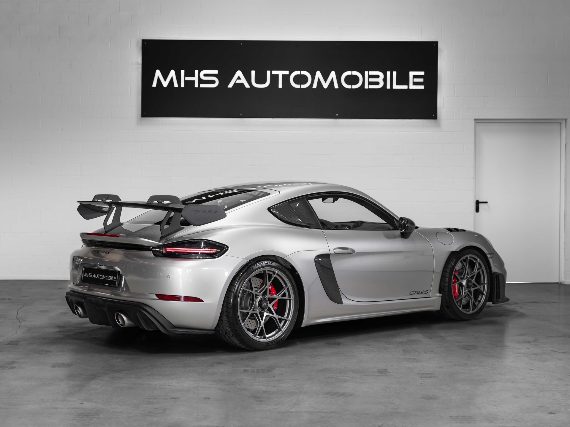 PORSCHE 718 Cayman GT4 RS PDK-image-4