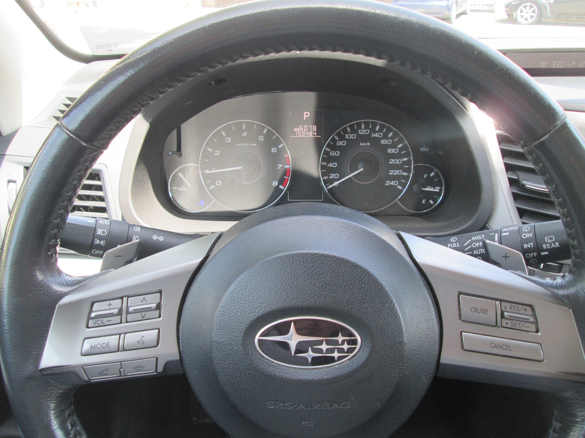 SUBARU Outback 2.5i Limited AWD Lineartronic-image-12
