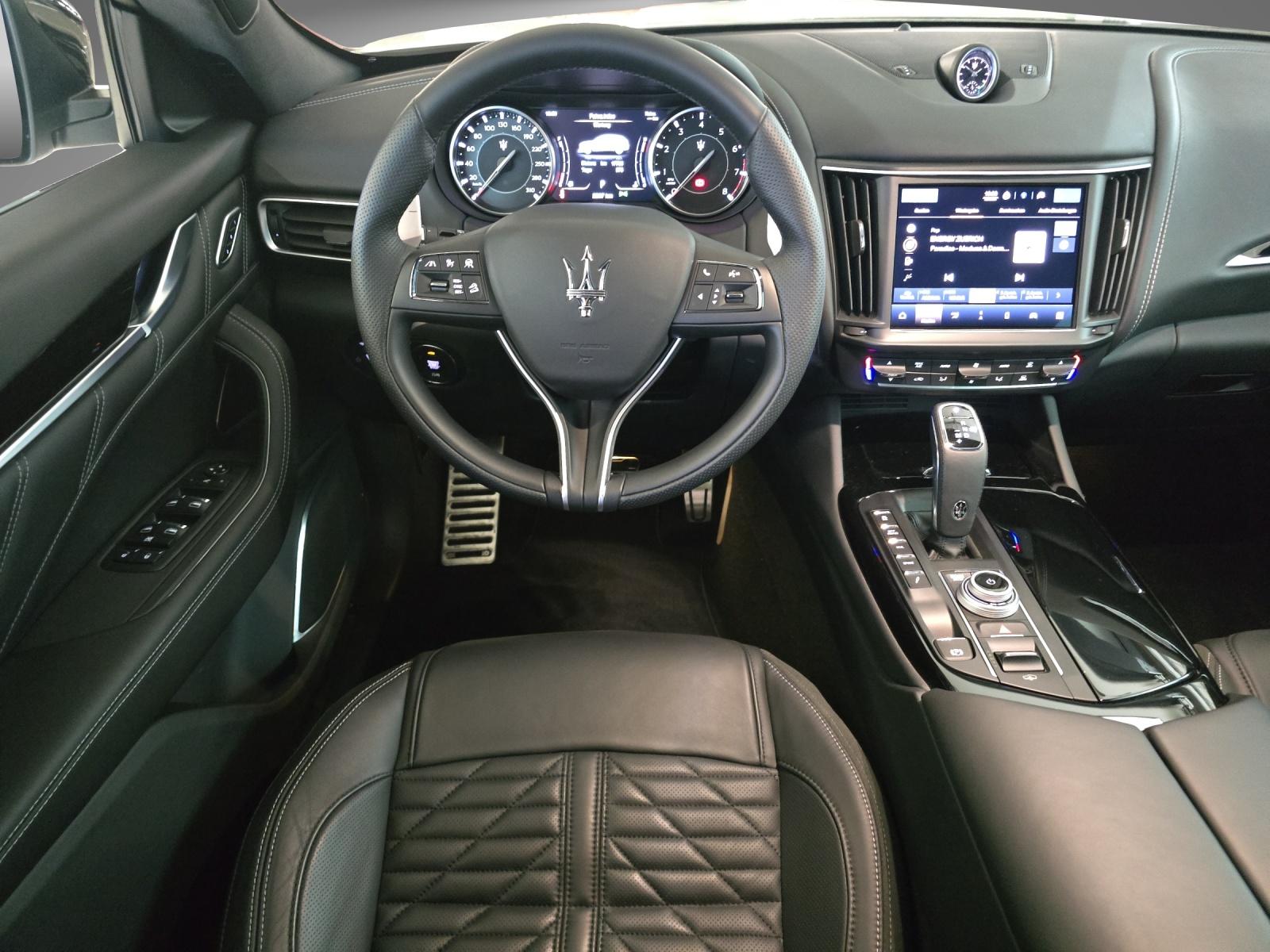 MASERATI Levante 3.0 V6 Modena-image-9