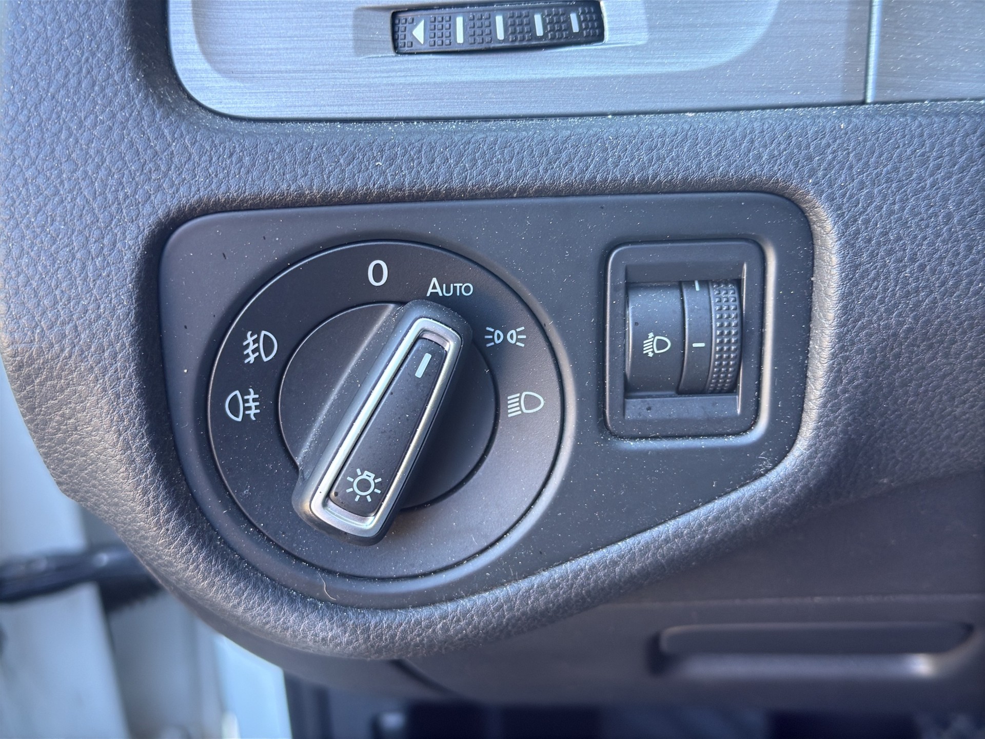 VW Golf Variant 1.2 TSI Comfort-image-30