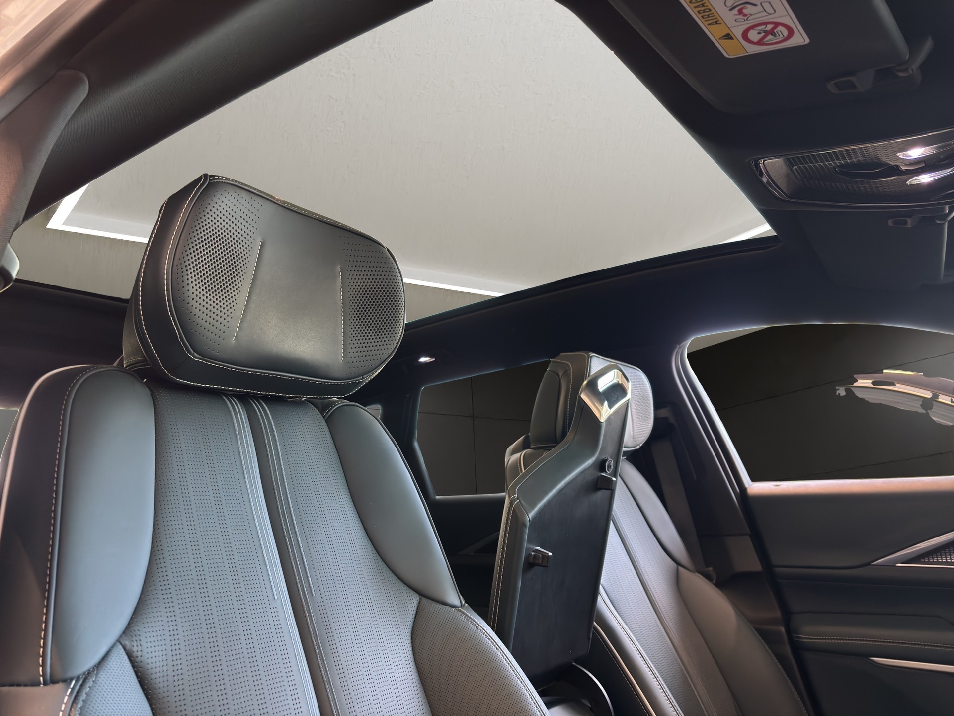 CADILLAC Lyriq Sport 102 kWh AWD-image-14