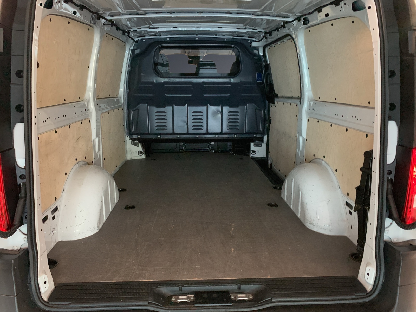 MERCEDES-BENZ Vito 110 CDI Lang FWD Pro-image-11