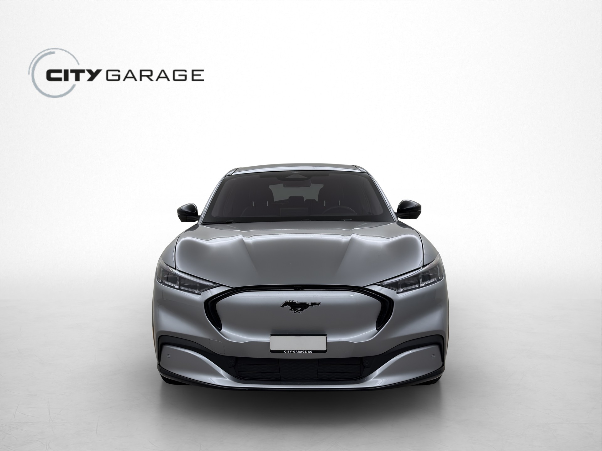 FORD Mustang Mach-E Standard AWD-image-1