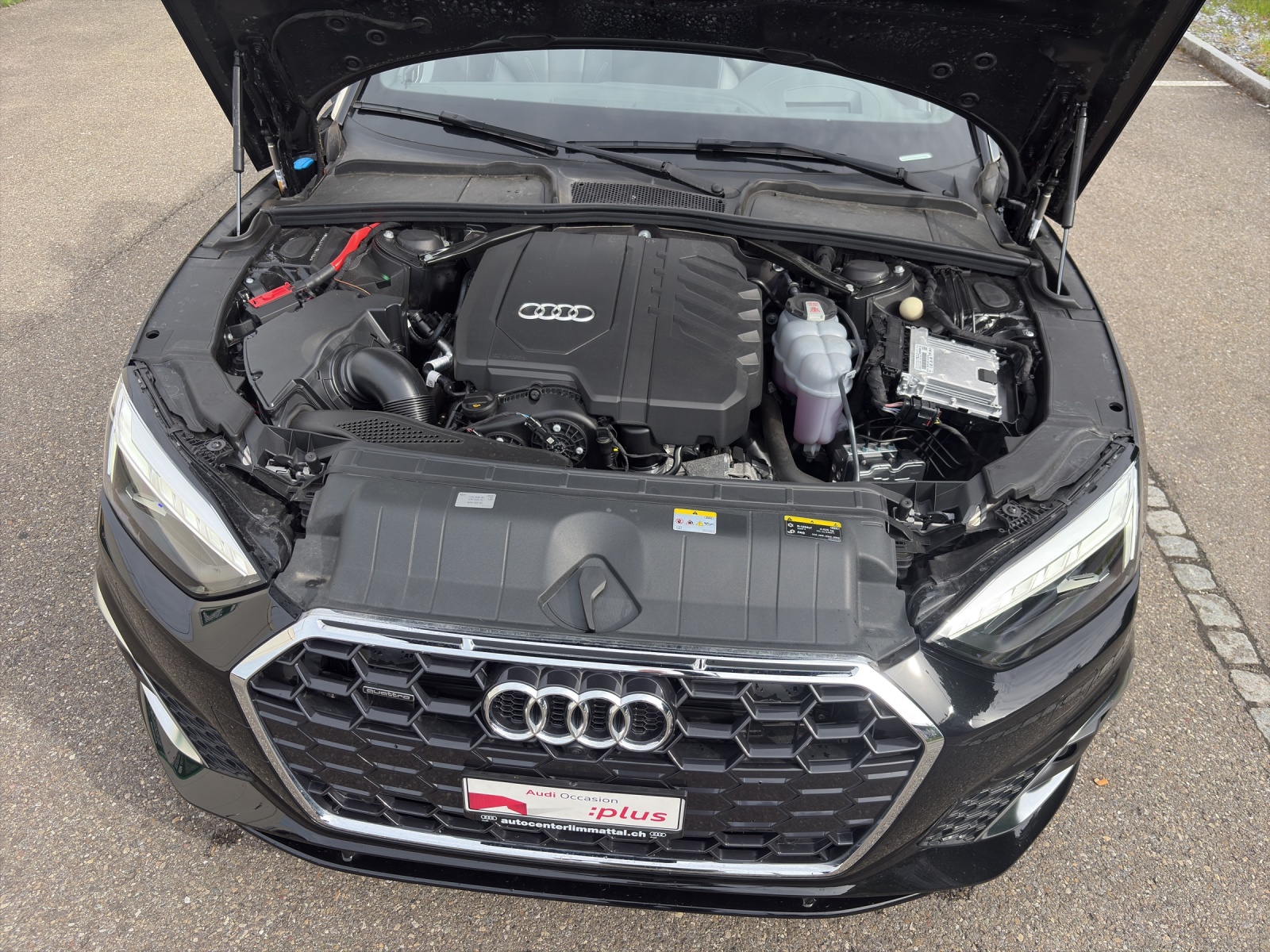 AUDI A5 Cabriolet 2.0 40 TFSI S Line quattro S-Tronic-image-18