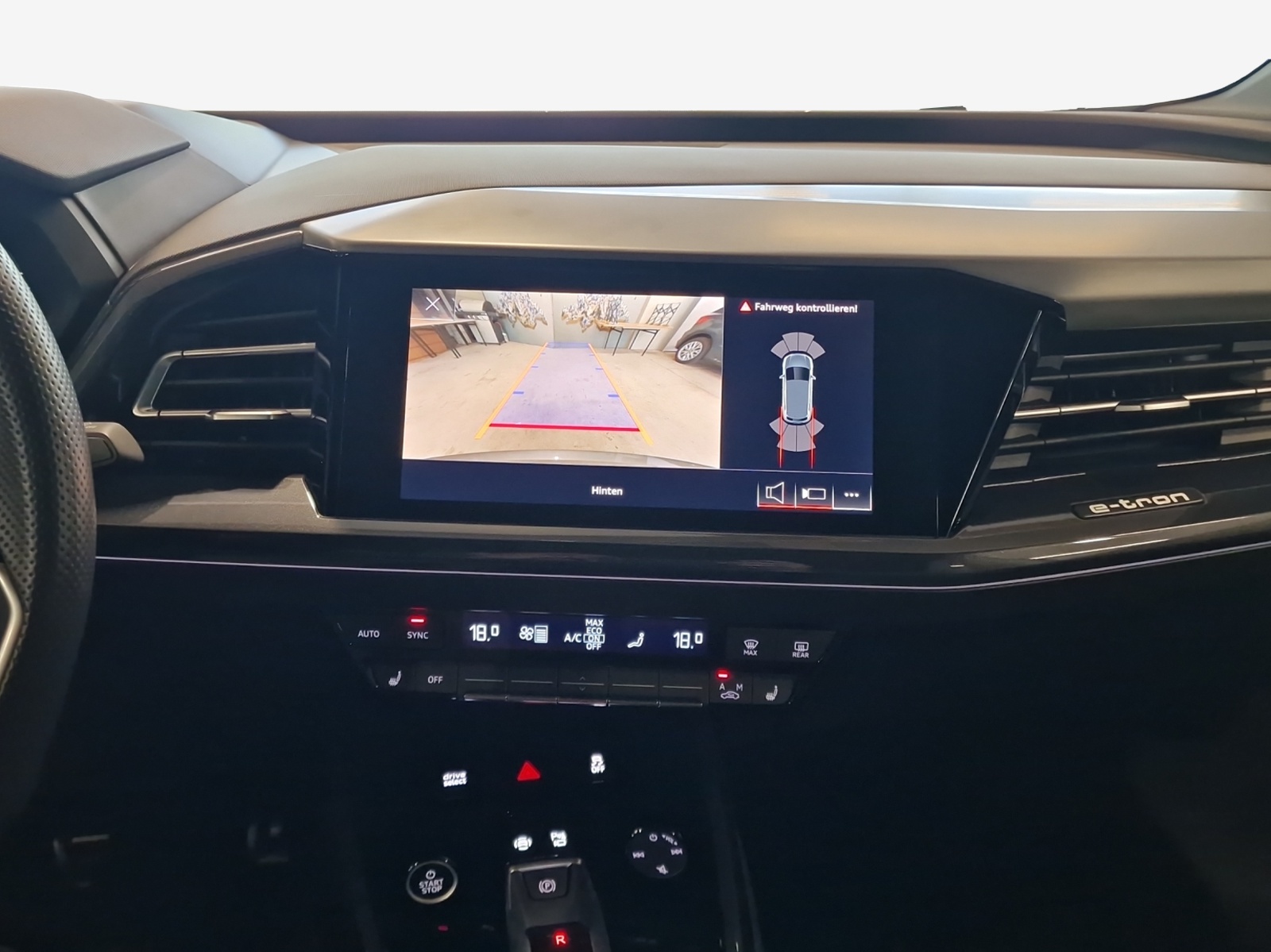 AUDI Q4 e-tron 50 quattro-image-16