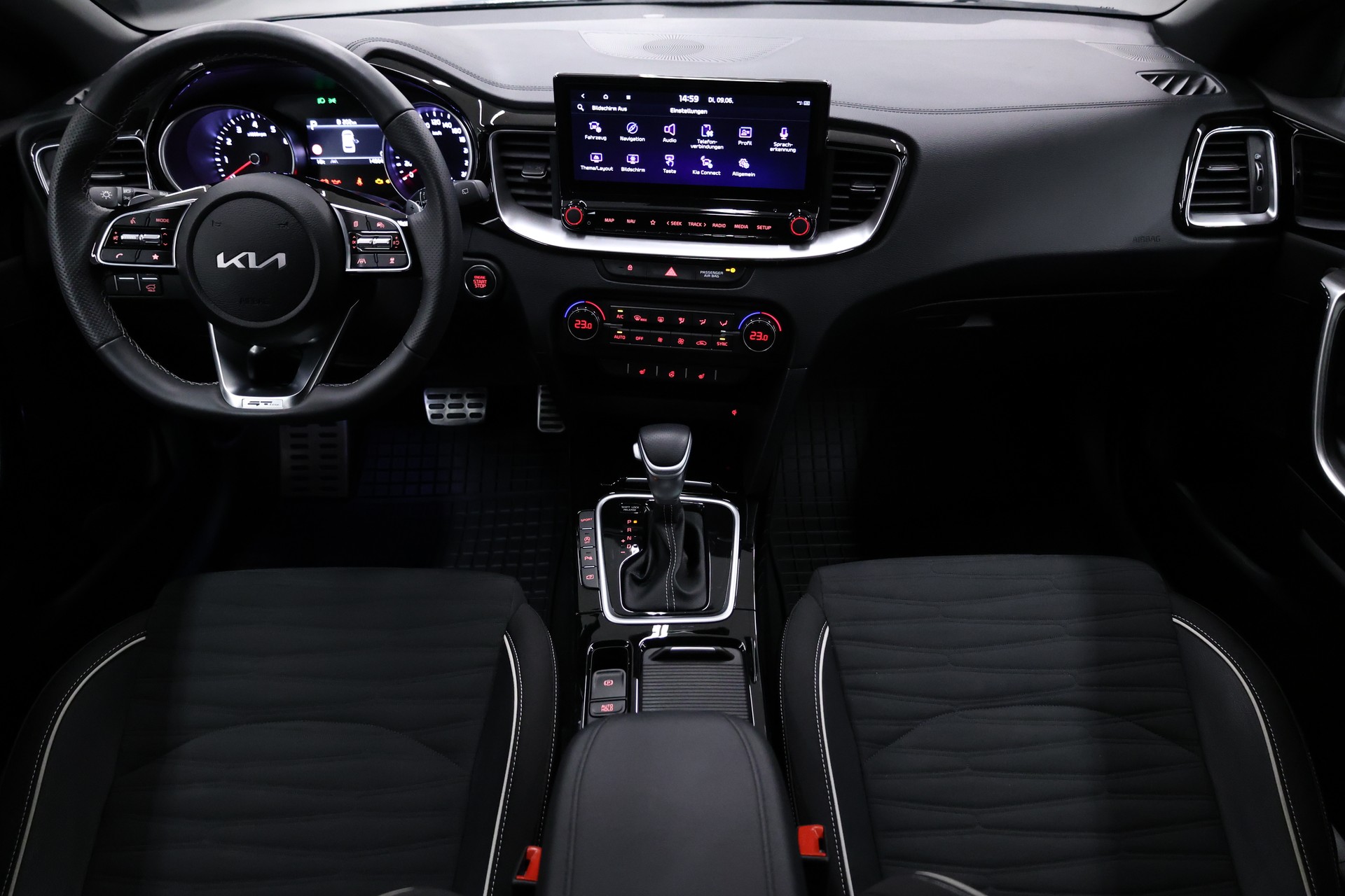 KIA Ceed SW 1.5 T-GDi MHEV GT-Line-image-13