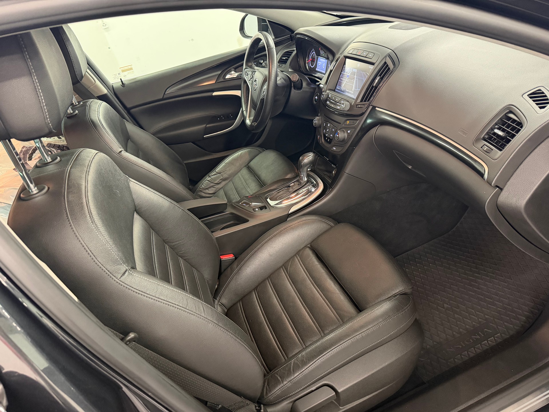 OPEL Insignia ST 2.0 CDTI Sport 4WD Aut.-image-11
