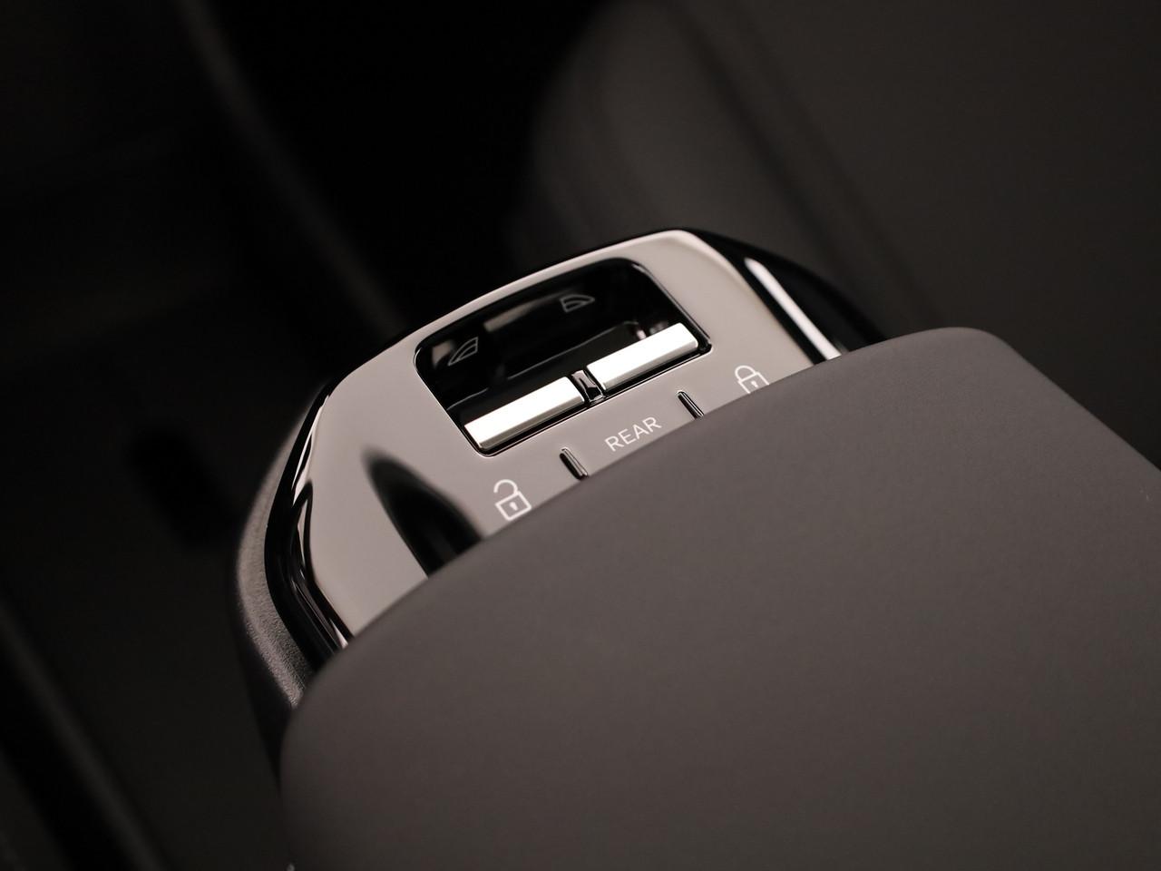 VOLVO EX30 CC P8 Ultra AWD-image-20