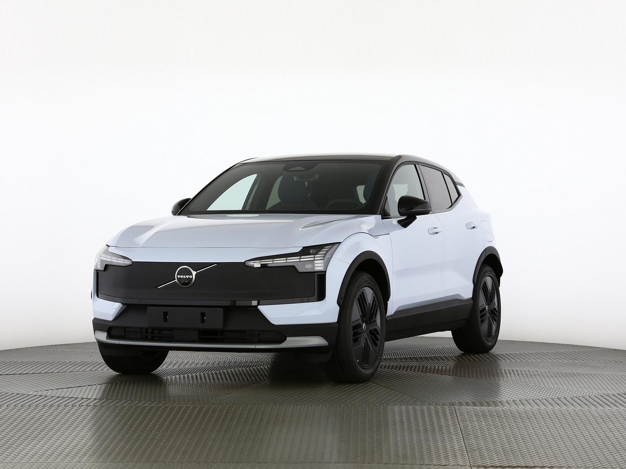 VOLVO EX30 CC P8 Ultra AWD-image-0