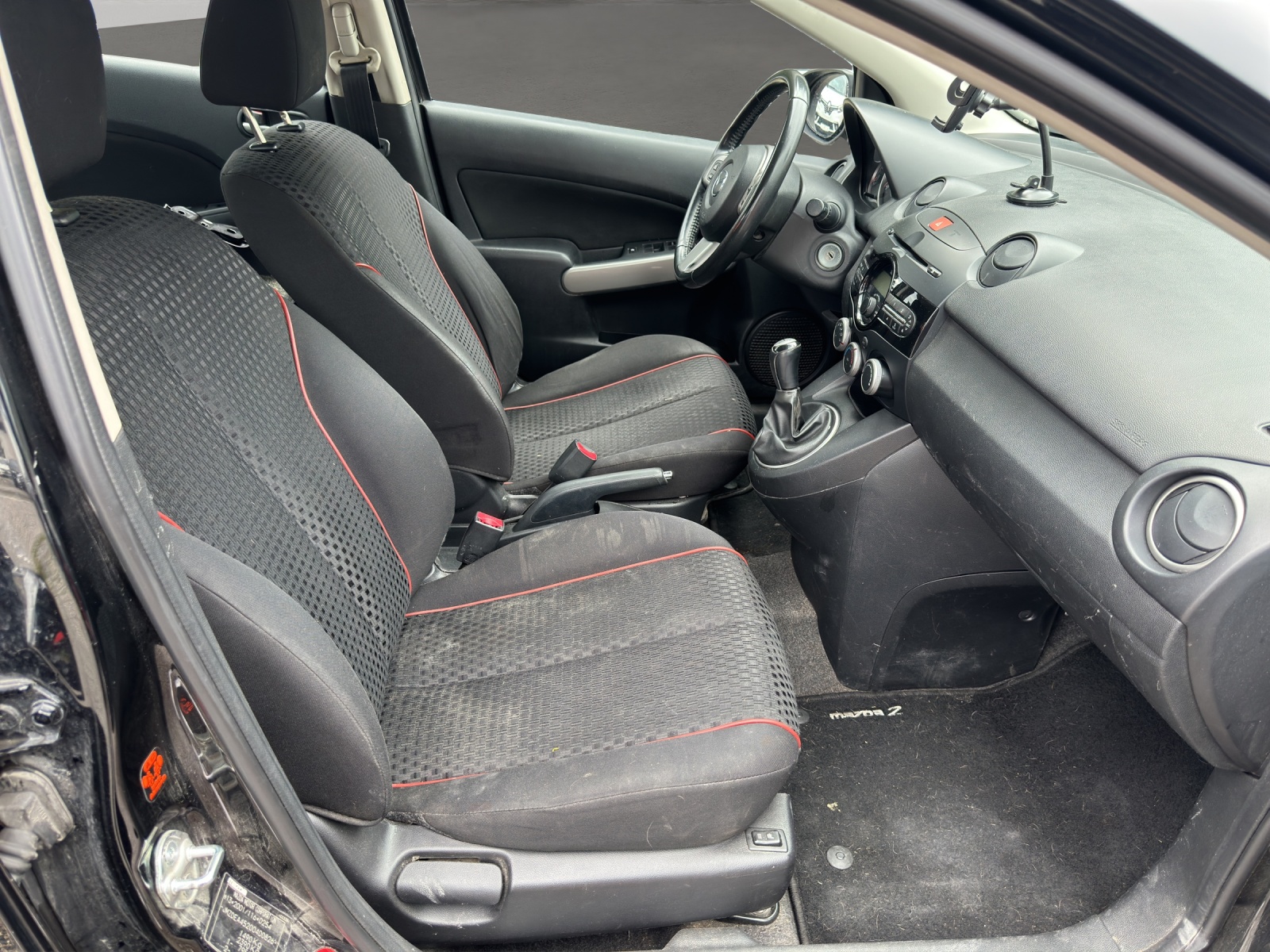 MAZDA 2 1.5i 16V Sport-image-10
