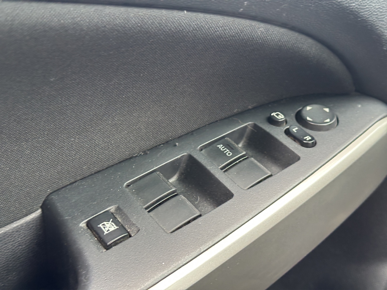 MAZDA 2 1.5i 16V Sport-image-11