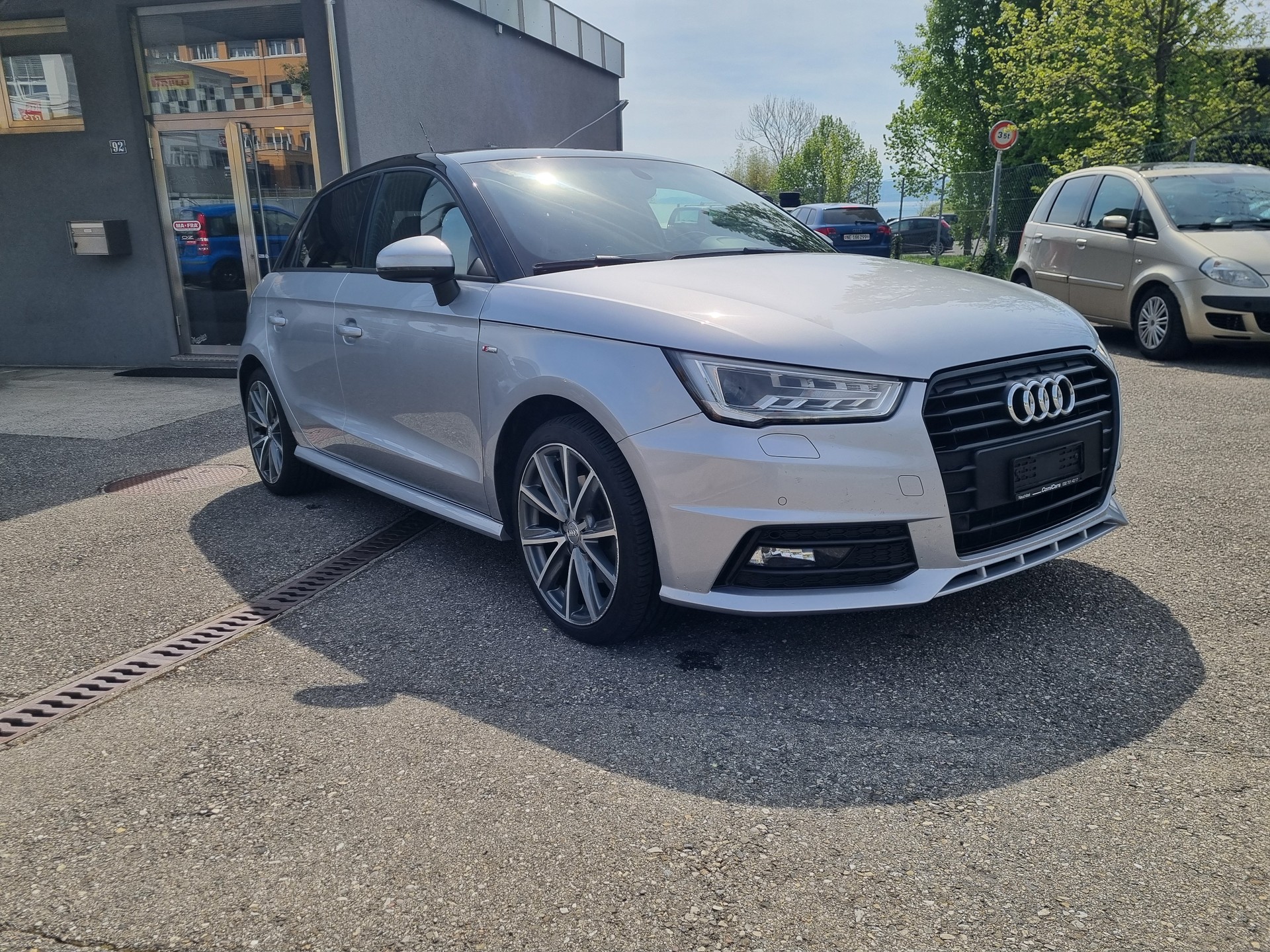 AUDI 1.4 TFSI COD Sport S-Tronic-image-1