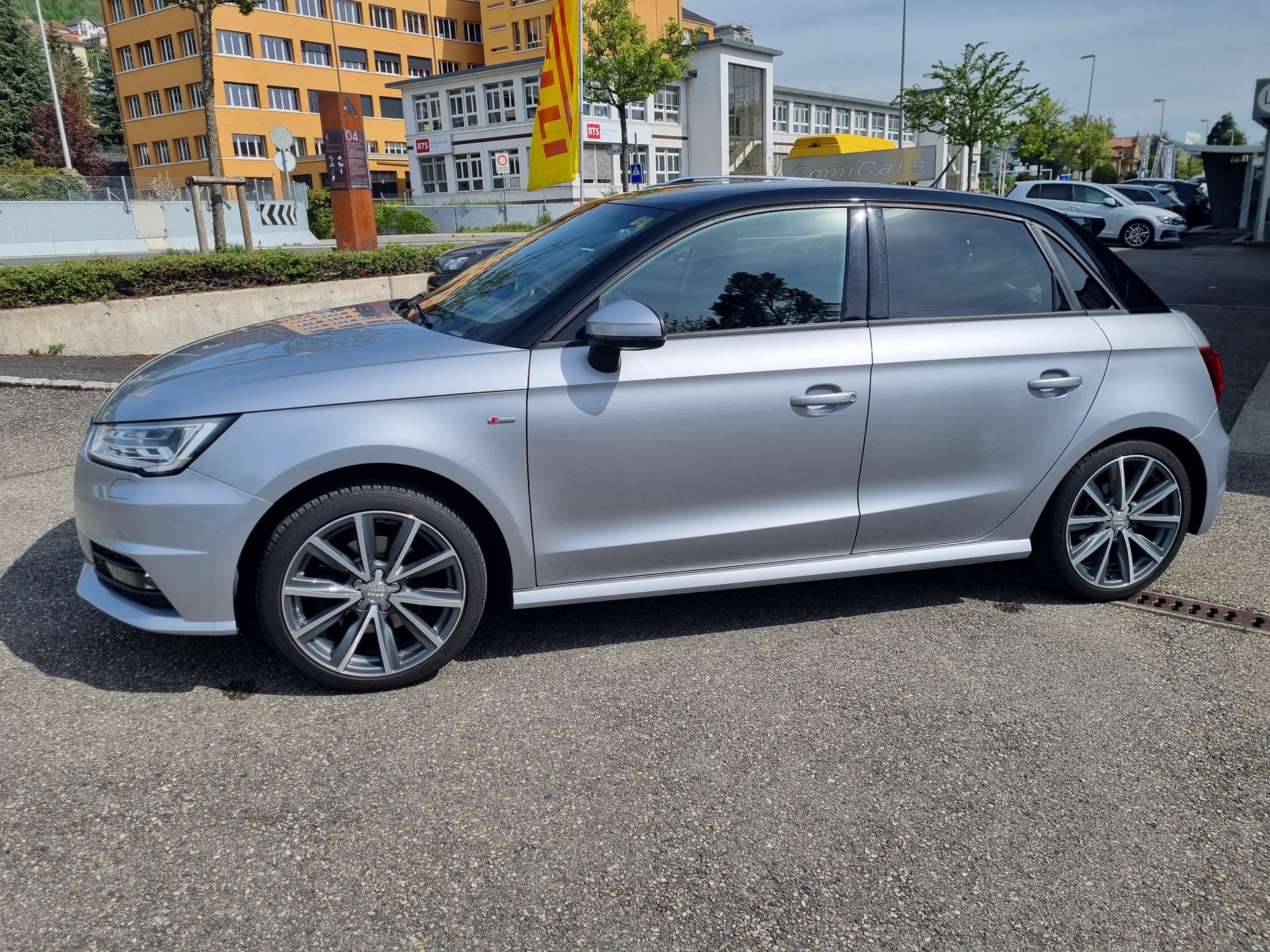 AUDI 1.4 TFSI COD Sport S-Tronic-image-0