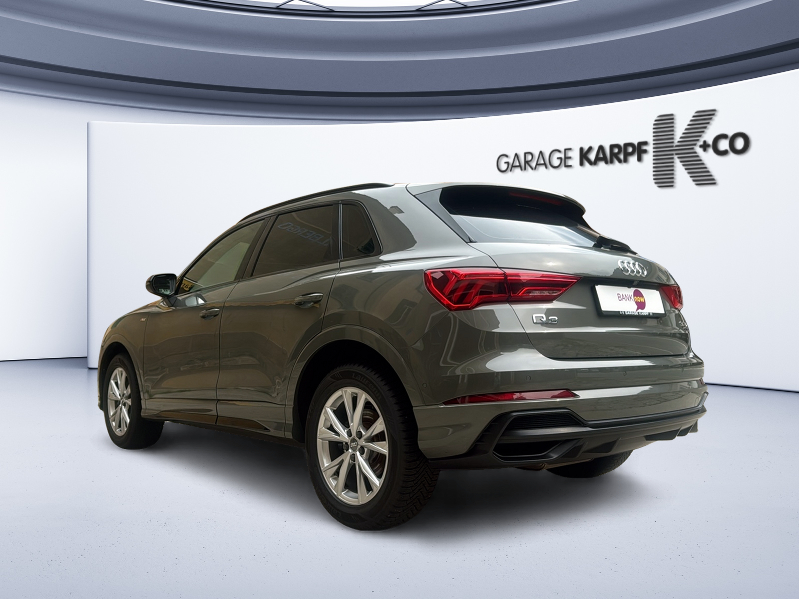 AUDI Q3 35 TDI S line quattro S-tronic-image-2