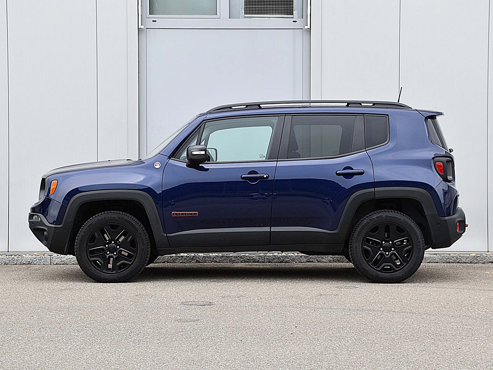 JEEP Renegade 2.0 CRD Trailhawk AWD + Low Range 9ATX-image-2