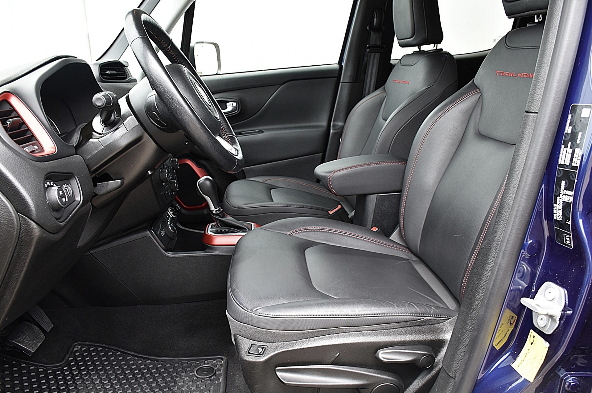 JEEP Renegade 2.0 CRD Trailhawk AWD + Low Range 9ATX-image-6