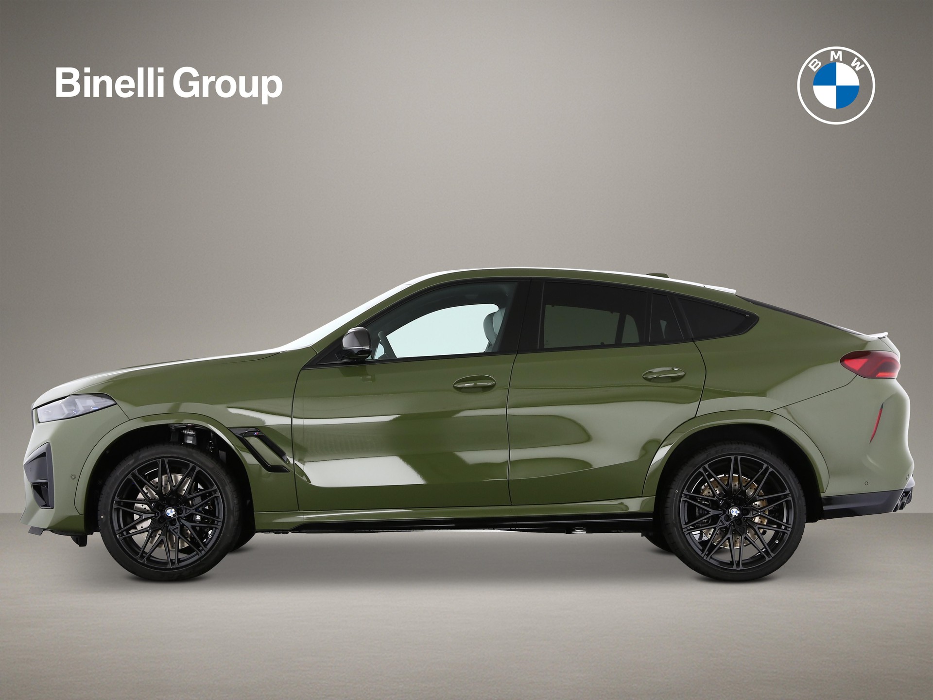 BMW X6 M Competition-showroom-element-2