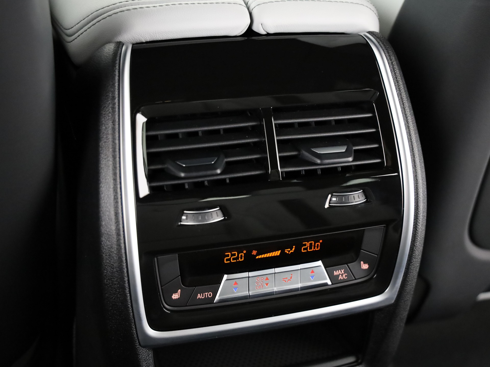 BMW X6 M Competition-image-21