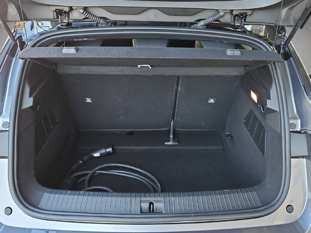 RENAULT Mégane E-Tech evolution-image-9