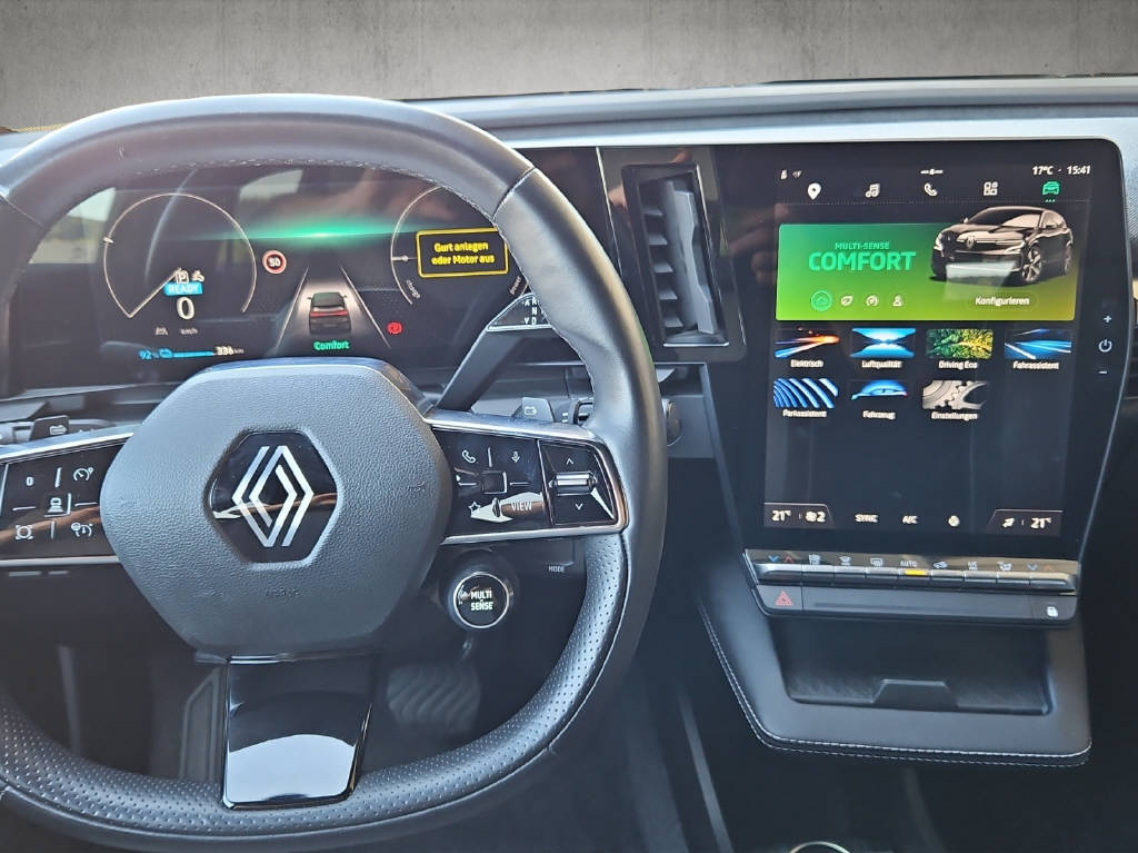 RENAULT Mégane E-Tech evolution-image-7